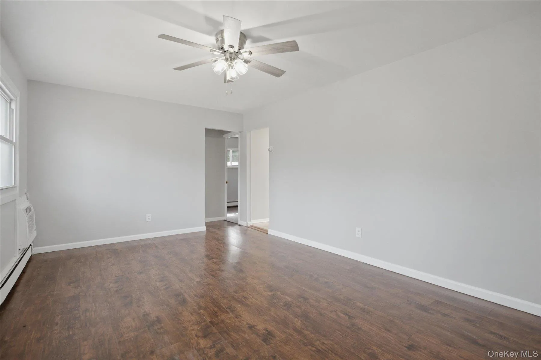 42 Bradley Street, Islip, NY, 6 Bedrooms Bedrooms, 10 Rooms Rooms,2 BathroomsBathrooms,Residential,For Rent,Bradley,0,1017391 42 Bradley Street, Islip, NY, 6 Bedrooms Bedrooms, 10 Rooms Rooms,2 BathroomsBathrooms,Residential,For Rent,Bradley,0,1017391