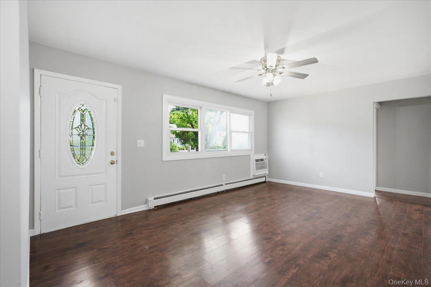 42 Bradley Street, Islip, NY, 6 Bedrooms Bedrooms, 10 Rooms Rooms,2 BathroomsBathrooms,Residential,For Rent,Bradley,0,1017391 42 Bradley Street, Islip, NY, 6 Bedrooms Bedrooms, 10 Rooms Rooms,2 BathroomsBathrooms,Residential,For Rent,Bradley,0,1017391