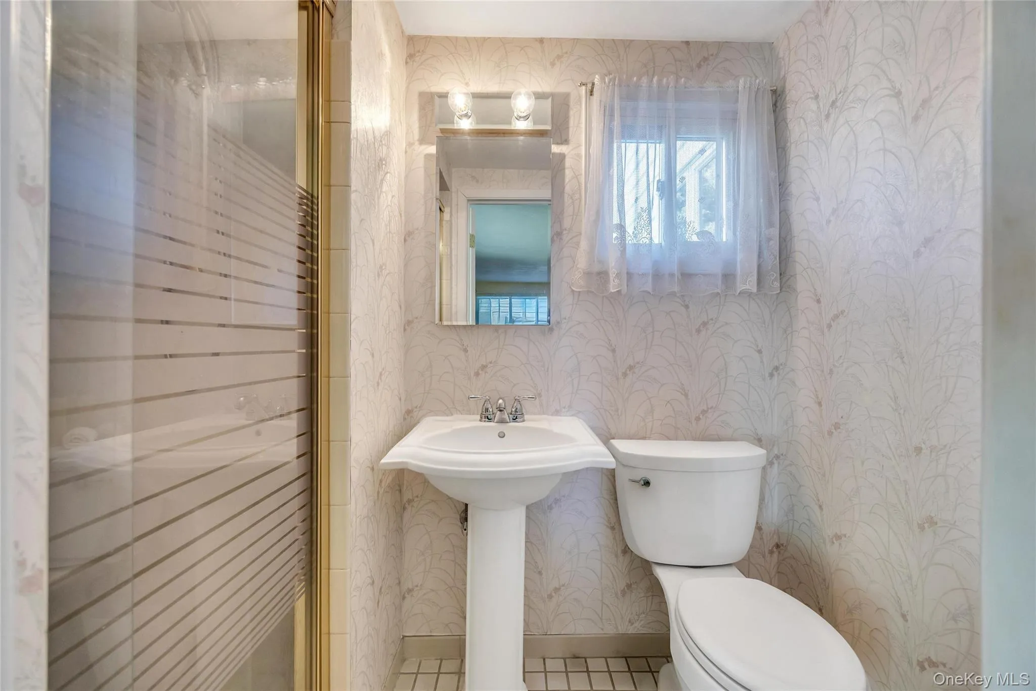 15A Totten Street, Oyster Bay, NY, 4 Bedrooms Bedrooms, 8 Rooms Rooms,2 BathroomsBathrooms,Residential,For Rent,Totten,0,KEY1017392 15A Totten Street, Oyster Bay, NY, 4 Bedrooms Bedrooms, 8 Rooms Rooms,2 BathroomsBathrooms,Residential,For Rent,Totten,0,KEY1017392