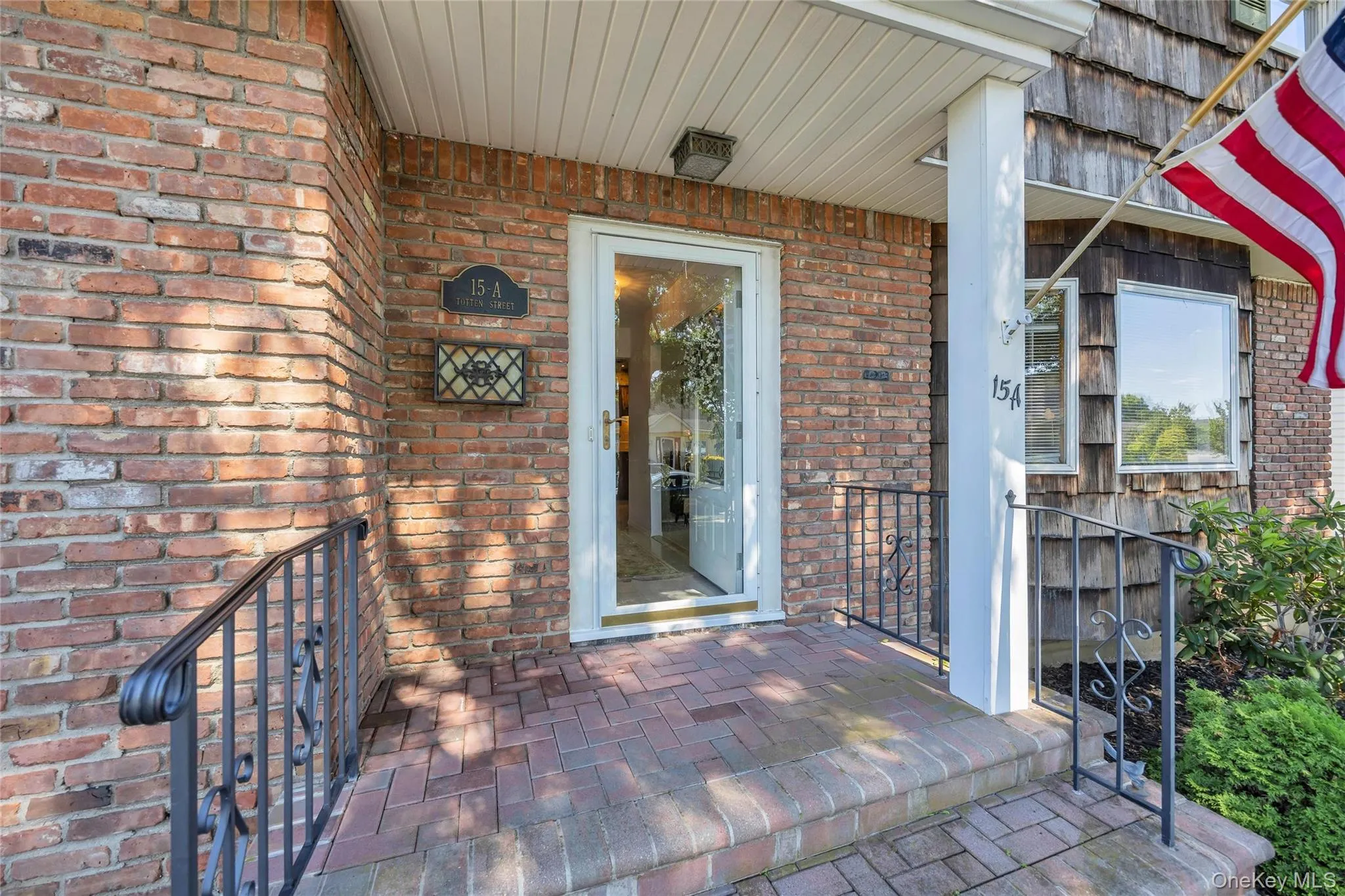 15A Totten Street, Oyster Bay, NY, 4 Bedrooms Bedrooms, 8 Rooms Rooms,2 BathroomsBathrooms,Residential,For Rent,Totten,0,KEY1017392 15A Totten Street, Oyster Bay, NY, 4 Bedrooms Bedrooms, 8 Rooms Rooms,2 BathroomsBathrooms,Residential,For Rent,Totten,0,KEY1017392