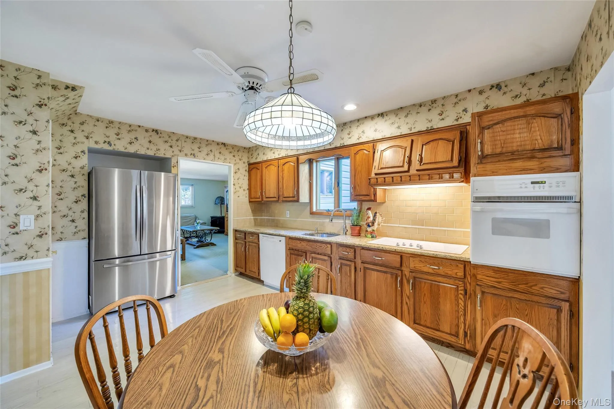 15A Totten Street, Oyster Bay, NY, 4 Bedrooms Bedrooms, 8 Rooms Rooms,2 BathroomsBathrooms,Residential,For Rent,Totten,0,KEY1017392 15A Totten Street, Oyster Bay, NY, 4 Bedrooms Bedrooms, 8 Rooms Rooms,2 BathroomsBathrooms,Residential,For Rent,Totten,0,KEY1017392