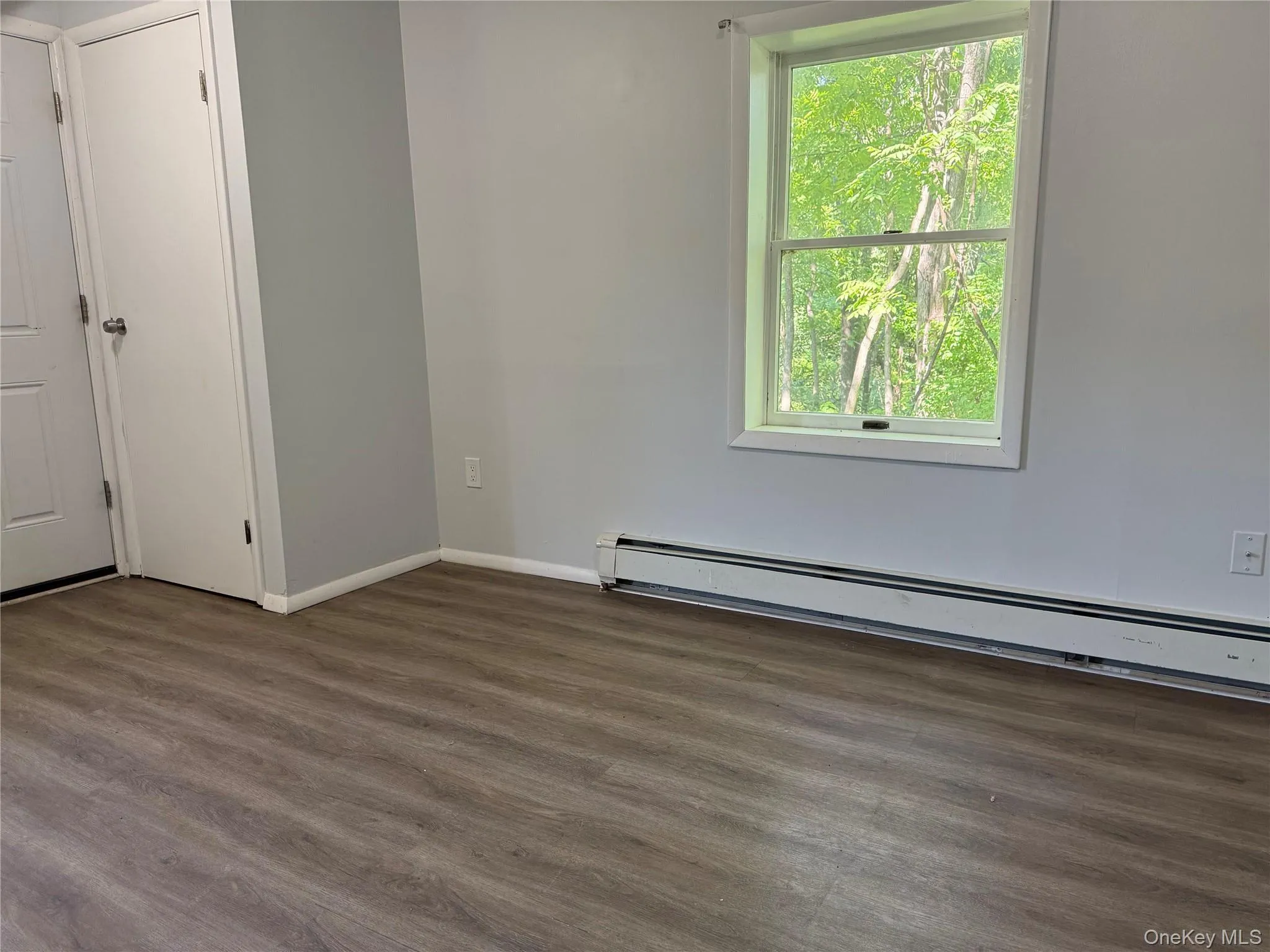 570 Mount Hope Road, Middletown, NY, 3 Bedrooms Bedrooms, 5 Rooms Rooms,1 BathroomBathrooms,Residential Lease,For Rent,Mount Hope,0,KEY1017393 570 Mount Hope Road, Middletown, NY, 3 Bedrooms Bedrooms, 5 Rooms Rooms,1 BathroomBathrooms,Residential Lease,For Rent,Mount Hope,0,KEY1017393