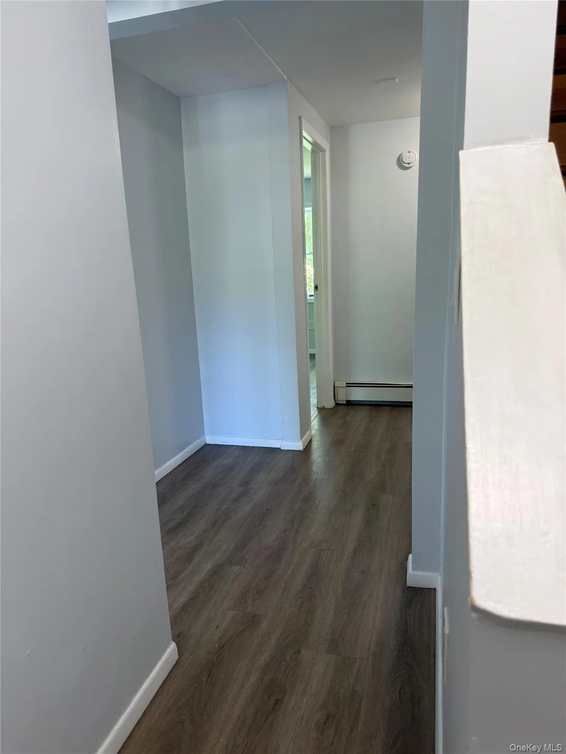 570 Mount Hope Road, Middletown, NY, 3 Bedrooms Bedrooms, 5 Rooms Rooms,1 BathroomBathrooms,Residential Lease,For Rent,Mount Hope,0,KEY1017393 570 Mount Hope Road, Middletown, NY, 3 Bedrooms Bedrooms, 5 Rooms Rooms,1 BathroomBathrooms,Residential Lease,For Rent,Mount Hope,0,KEY1017393