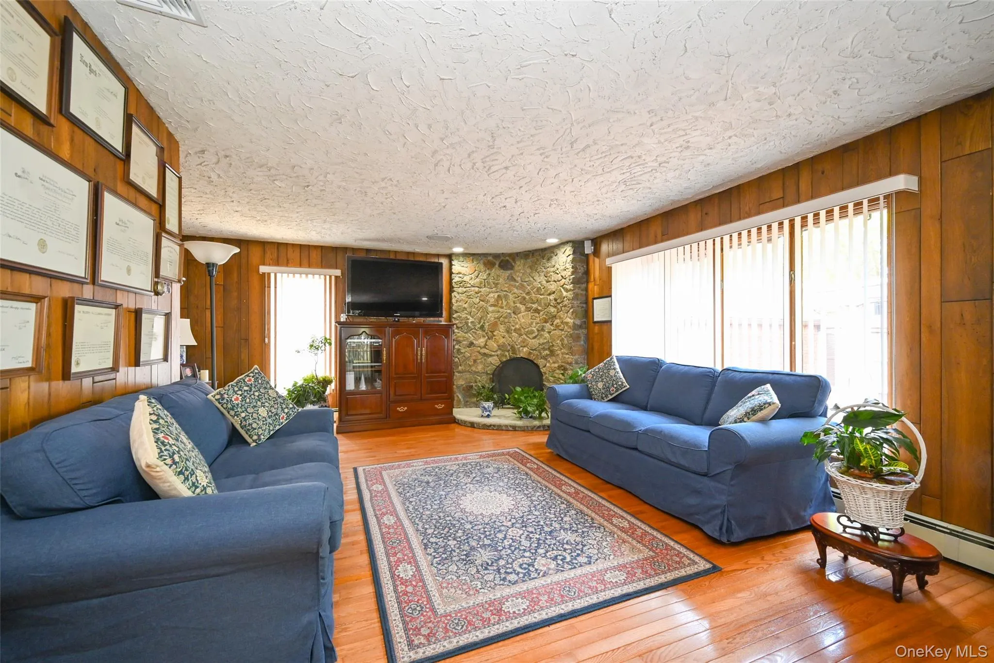 29-28 168th Street, New York, NY, 3 Bedrooms Bedrooms, 12 Rooms Rooms,2 BathroomsBathrooms,Residential,For Rent,168th,0,KEY1017394 29-28 168th Street, New York, NY, 3 Bedrooms Bedrooms, 12 Rooms Rooms,2 BathroomsBathrooms,Residential,For Rent,168th,0,KEY1017394