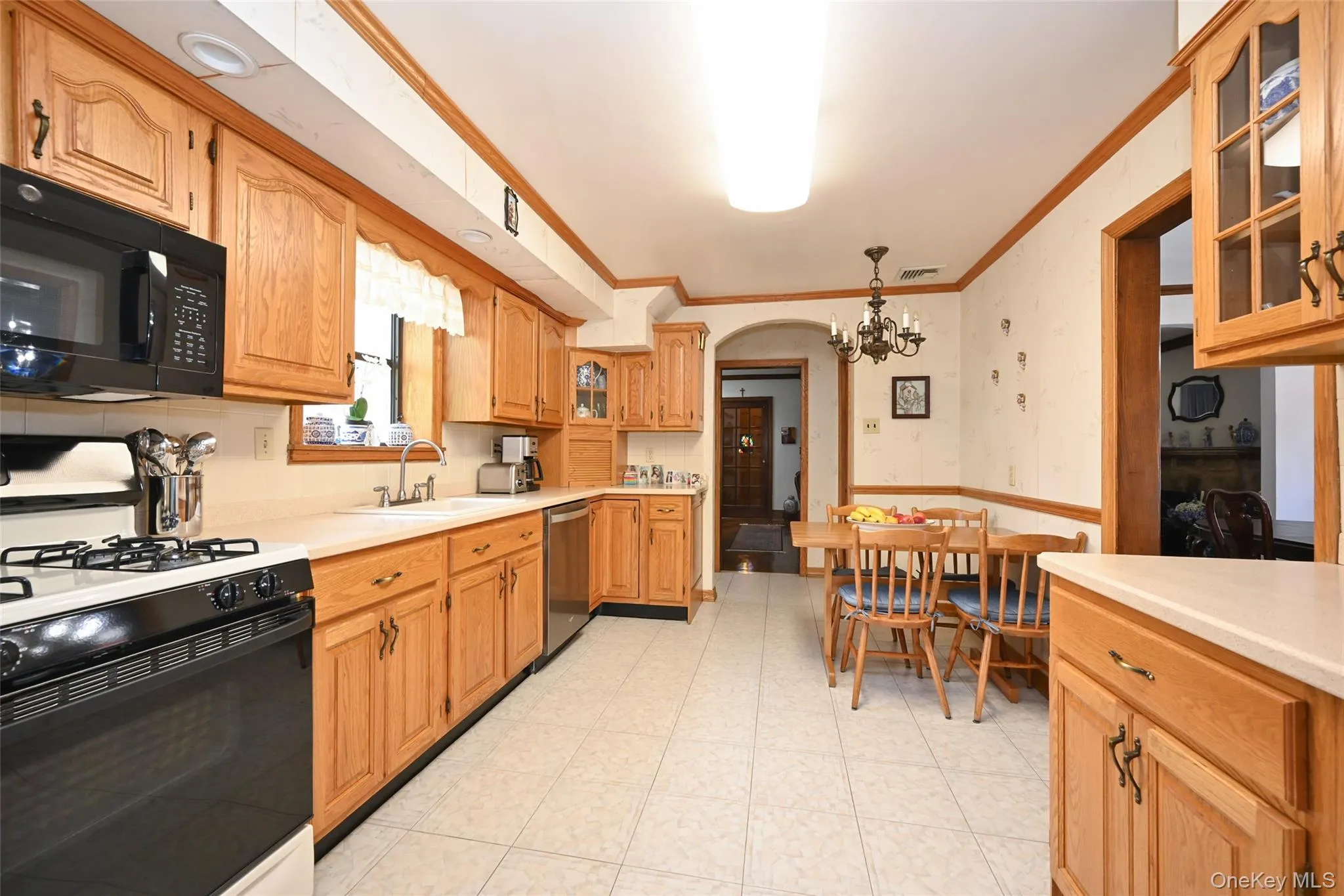 29-28 168th Street, New York, NY, 3 Bedrooms Bedrooms, 12 Rooms Rooms,2 BathroomsBathrooms,Residential,For Rent,168th,0,KEY1017394 29-28 168th Street, New York, NY, 3 Bedrooms Bedrooms, 12 Rooms Rooms,2 BathroomsBathrooms,Residential,For Rent,168th,0,KEY1017394