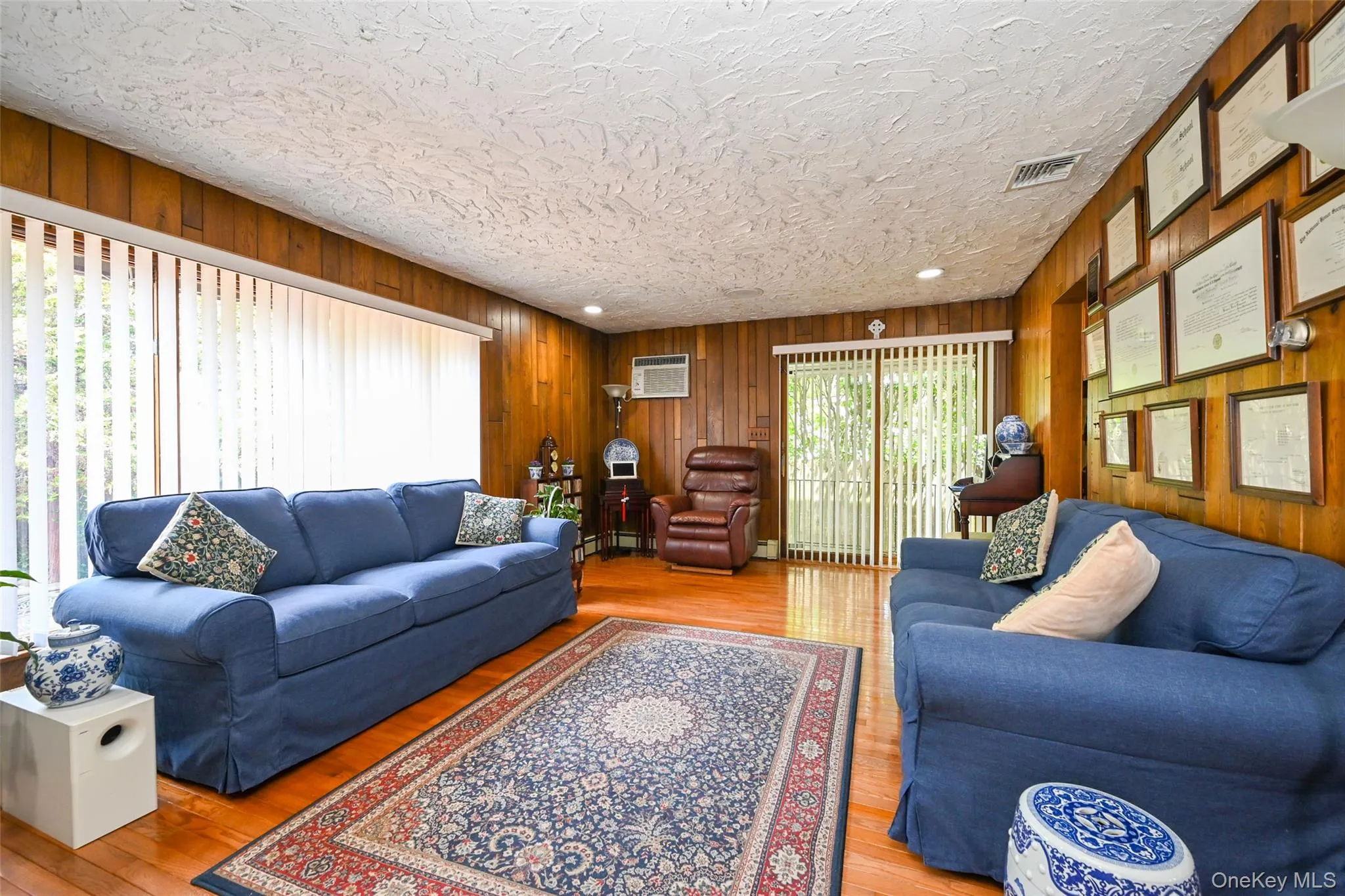 29-28 168th Street, New York, NY, 3 Bedrooms Bedrooms, 12 Rooms Rooms,2 BathroomsBathrooms,Residential,For Rent,168th,0,KEY1017394 29-28 168th Street, New York, NY, 3 Bedrooms Bedrooms, 12 Rooms Rooms,2 BathroomsBathrooms,Residential,For Rent,168th,0,KEY1017394