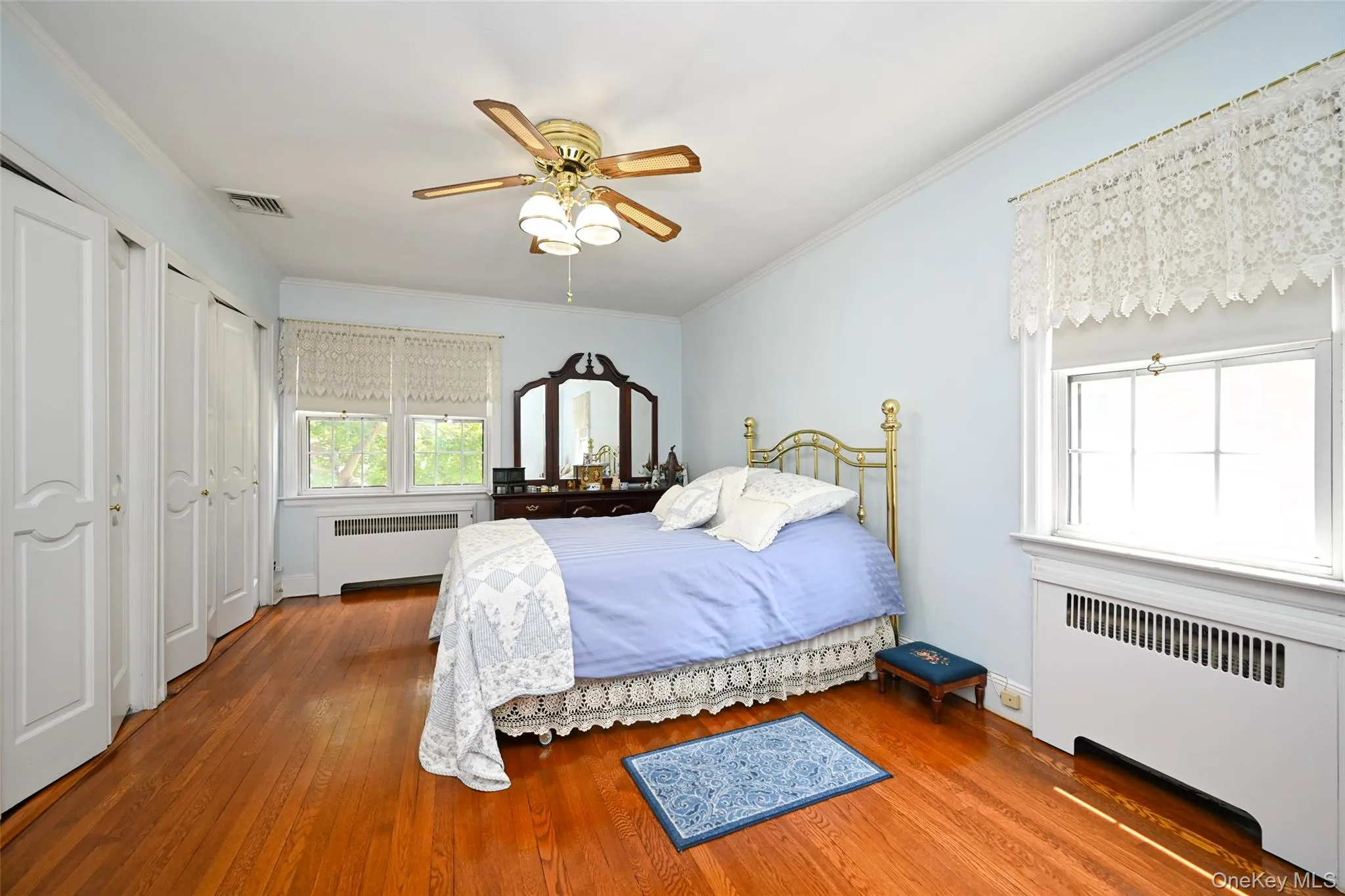 29-28 168th Street, New York, NY, 3 Bedrooms Bedrooms, 12 Rooms Rooms,2 BathroomsBathrooms,Residential,For Rent,168th,0,KEY1017394 29-28 168th Street, New York, NY, 3 Bedrooms Bedrooms, 12 Rooms Rooms,2 BathroomsBathrooms,Residential,For Rent,168th,0,KEY1017394