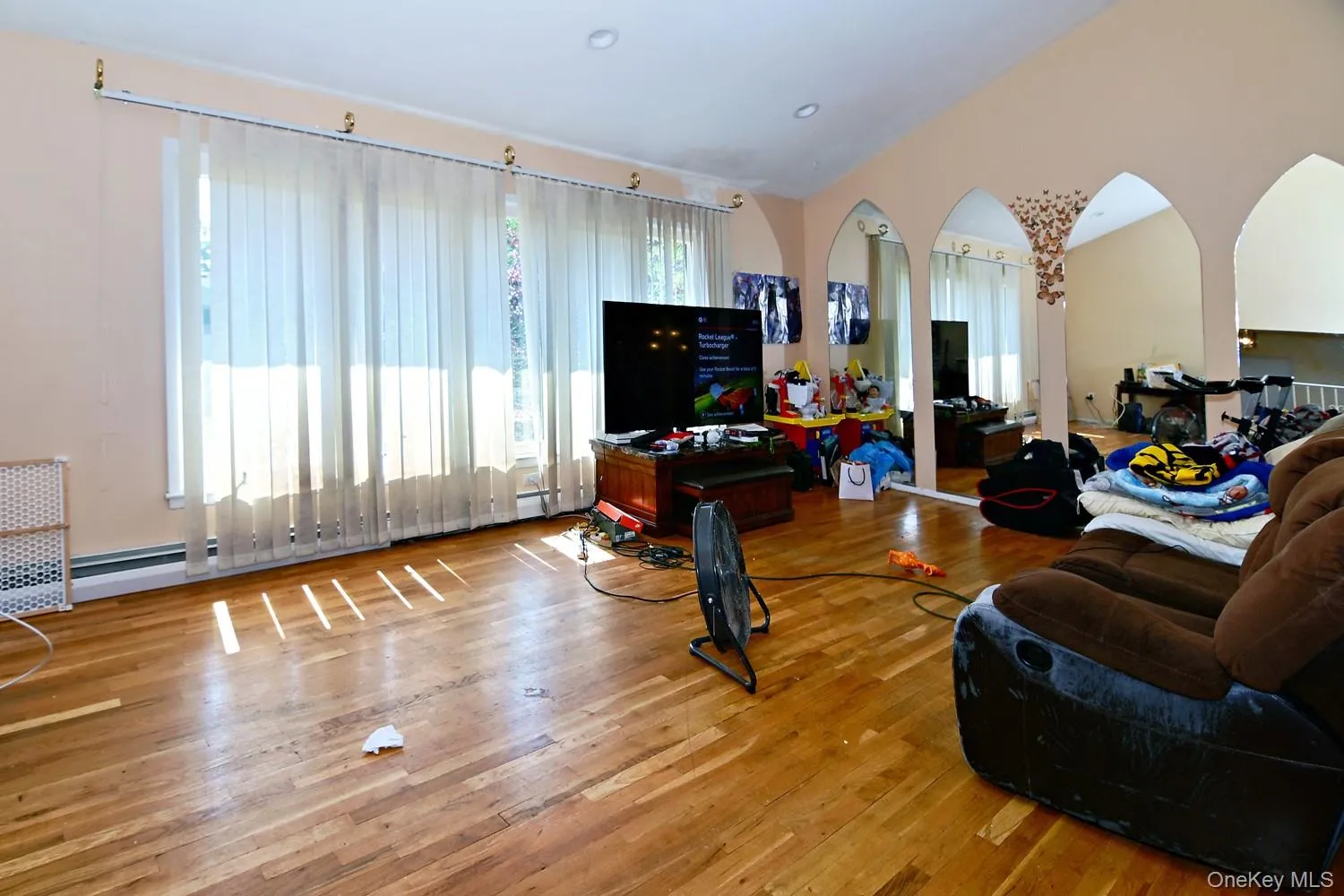 36 Willow Street, Brookhaven, NY, 5 Bedrooms Bedrooms, 10 Rooms Rooms,2 BathroomsBathrooms,Residential,For Rent,Willow,0,1017396 36 Willow Street, Brookhaven, NY, 5 Bedrooms Bedrooms, 10 Rooms Rooms,2 BathroomsBathrooms,Residential,For Rent,Willow,0,1017396