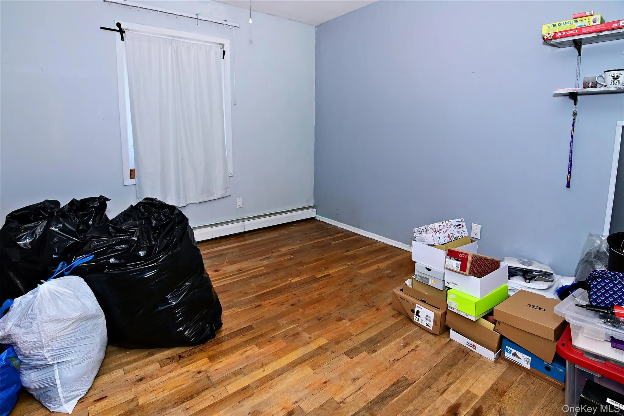 36 Willow Street, Brookhaven, NY, 5 Bedrooms Bedrooms, 10 Rooms Rooms,2 BathroomsBathrooms,Residential,For Rent,Willow,0,1017396 36 Willow Street, Brookhaven, NY, 5 Bedrooms Bedrooms, 10 Rooms Rooms,2 BathroomsBathrooms,Residential,For Rent,Willow,0,1017396