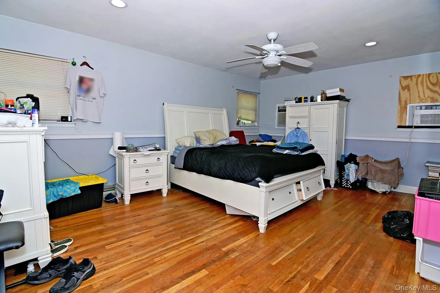 36 Willow Street, Brookhaven, NY, 5 Bedrooms Bedrooms, 10 Rooms Rooms,2 BathroomsBathrooms,Residential,For Rent,Willow,0,1017396 36 Willow Street, Brookhaven, NY, 5 Bedrooms Bedrooms, 10 Rooms Rooms,2 BathroomsBathrooms,Residential,For Rent,Willow,0,1017396