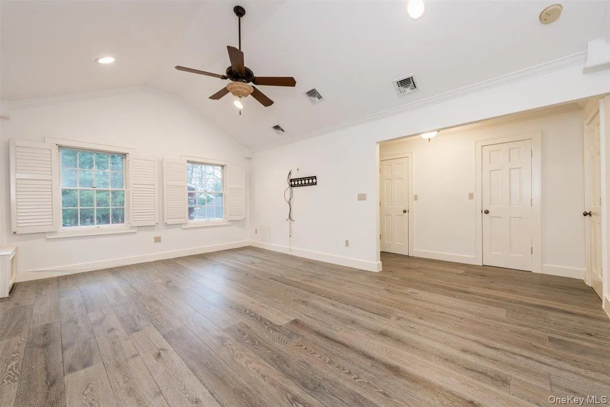 16 Lodge Road, North Hempstead, NY, 4 Bedrooms Bedrooms, 9 Rooms Rooms,3 BathroomsBathrooms,Residential Lease,For Rent,Lodge,0,1017397 16 Lodge Road, North Hempstead, NY, 4 Bedrooms Bedrooms, 9 Rooms Rooms,3 BathroomsBathrooms,Residential Lease,For Rent,Lodge,0,1017397