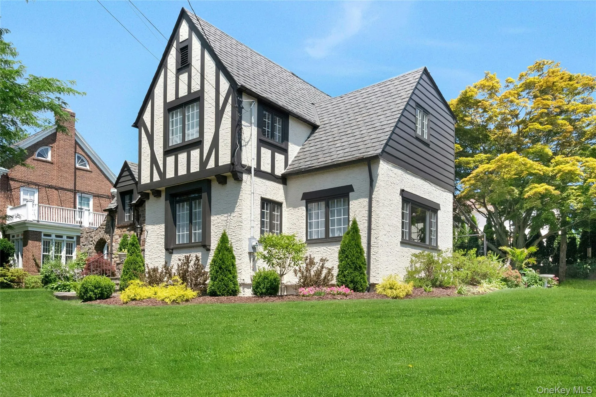 22 Alden Avenue, Yonkers, NY, 4 Bedrooms Bedrooms, 7 Rooms Rooms,2 BathroomsBathrooms,Residential,For Rent,Alden,0,1017399 22 Alden Avenue, Yonkers, NY, 4 Bedrooms Bedrooms, 7 Rooms Rooms,2 BathroomsBathrooms,Residential,For Rent,Alden,0,1017399