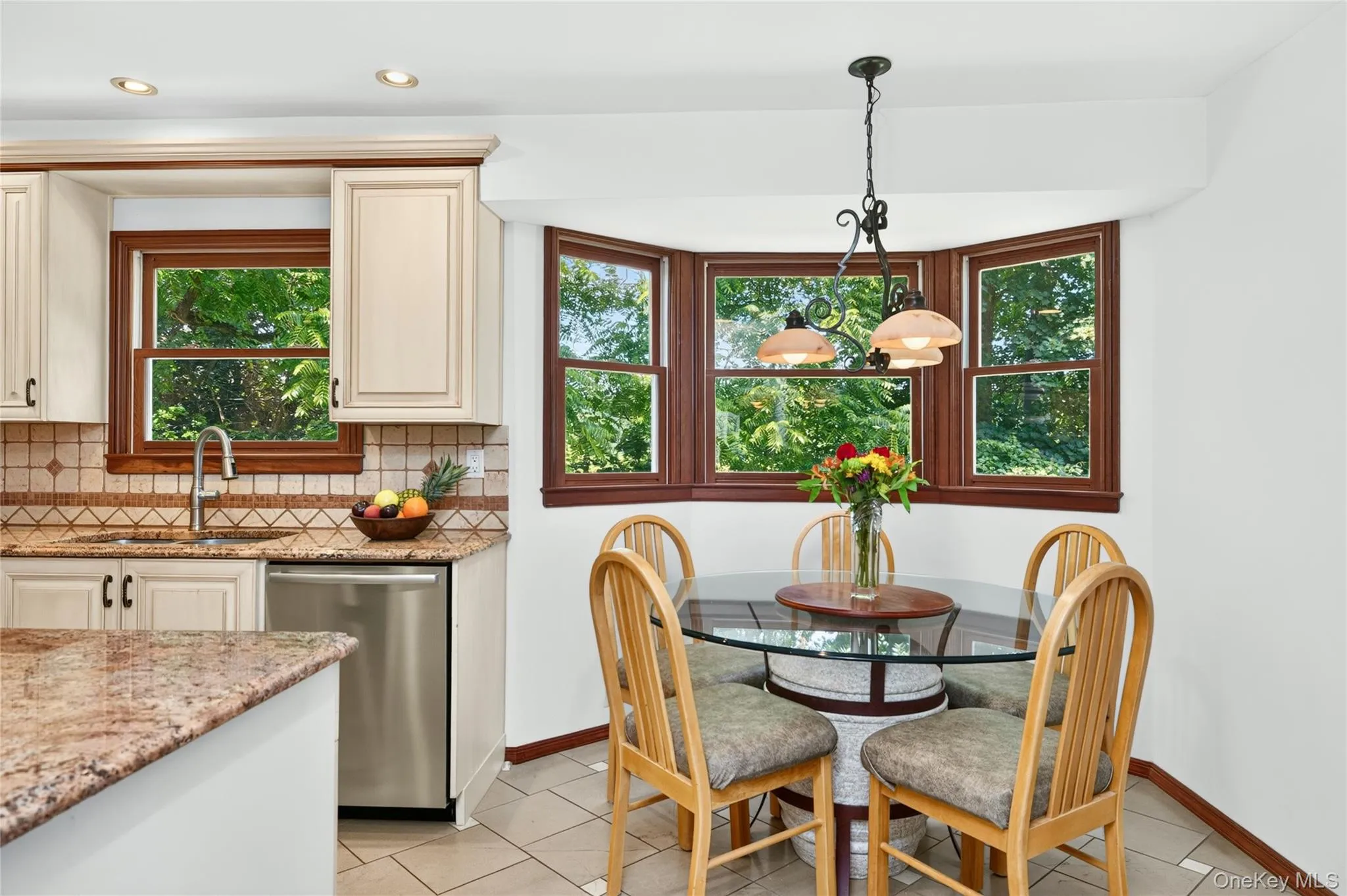 7 Overlook Road, Greenburgh, NY, 4 Bedrooms Bedrooms, 8 Rooms Rooms,3 BathroomsBathrooms,Residential,For Rent,Overlook,0,1017400 7 Overlook Road, Greenburgh, NY, 4 Bedrooms Bedrooms, 8 Rooms Rooms,3 BathroomsBathrooms,Residential,For Rent,Overlook,0,1017400
