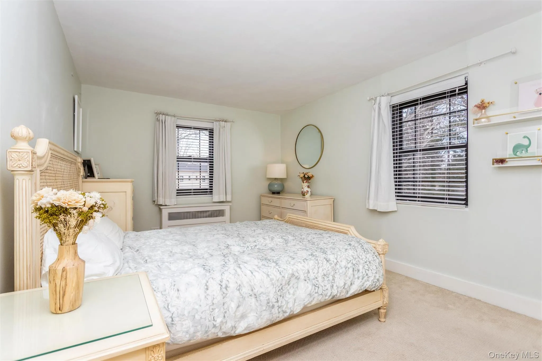 Carpeted bedroom Carpeted bedroom
