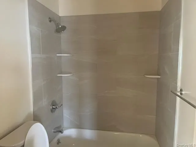 101 Middletown, Orangetown, NY, 2 Bedrooms Bedrooms, 4 Rooms Rooms,1 BathroomBathrooms,Residential Lease,For Rent,Middletown,0,1017403 101 Middletown, Orangetown, NY, 2 Bedrooms Bedrooms, 4 Rooms Rooms,1 BathroomBathrooms,Residential Lease,For Rent,Middletown,0,1017403