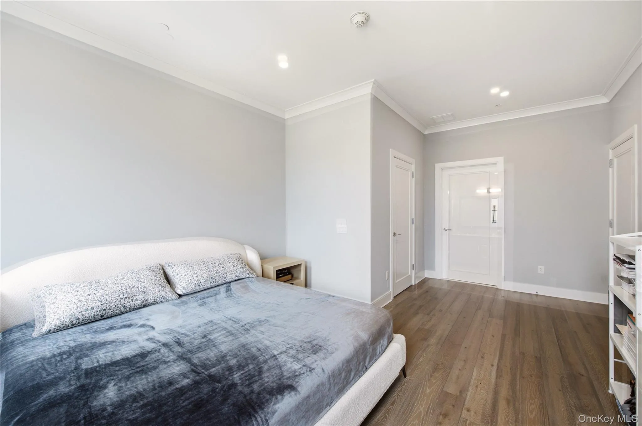 100 Garvies Point Road, Oyster Bay, NY, 3 Bedrooms Bedrooms, 6 Rooms Rooms,3 BathroomsBathrooms,Residential,For Rent,Garvies Point,0,KEY1017405 100 Garvies Point Road, Oyster Bay, NY, 3 Bedrooms Bedrooms, 6 Rooms Rooms,3 BathroomsBathrooms,Residential,For Rent,Garvies Point,0,KEY1017405