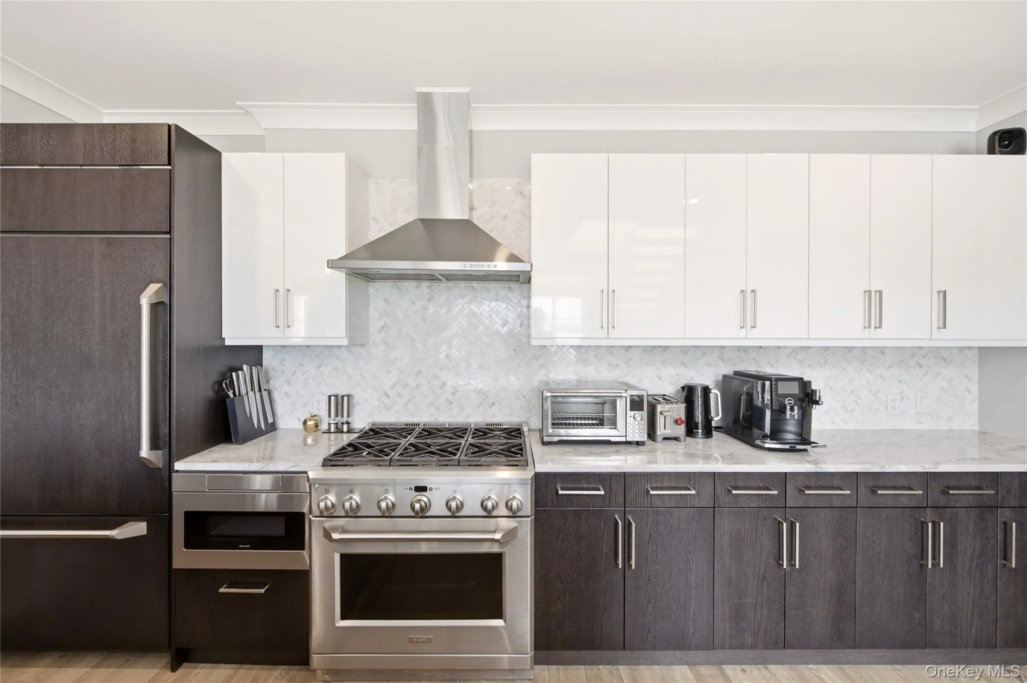 100 Garvies Point Road, Oyster Bay, NY, 3 Bedrooms Bedrooms, 6 Rooms Rooms,3 BathroomsBathrooms,Residential,For Rent,Garvies Point,0,KEY1017405 100 Garvies Point Road, Oyster Bay, NY, 3 Bedrooms Bedrooms, 6 Rooms Rooms,3 BathroomsBathrooms,Residential,For Rent,Garvies Point,0,KEY1017405