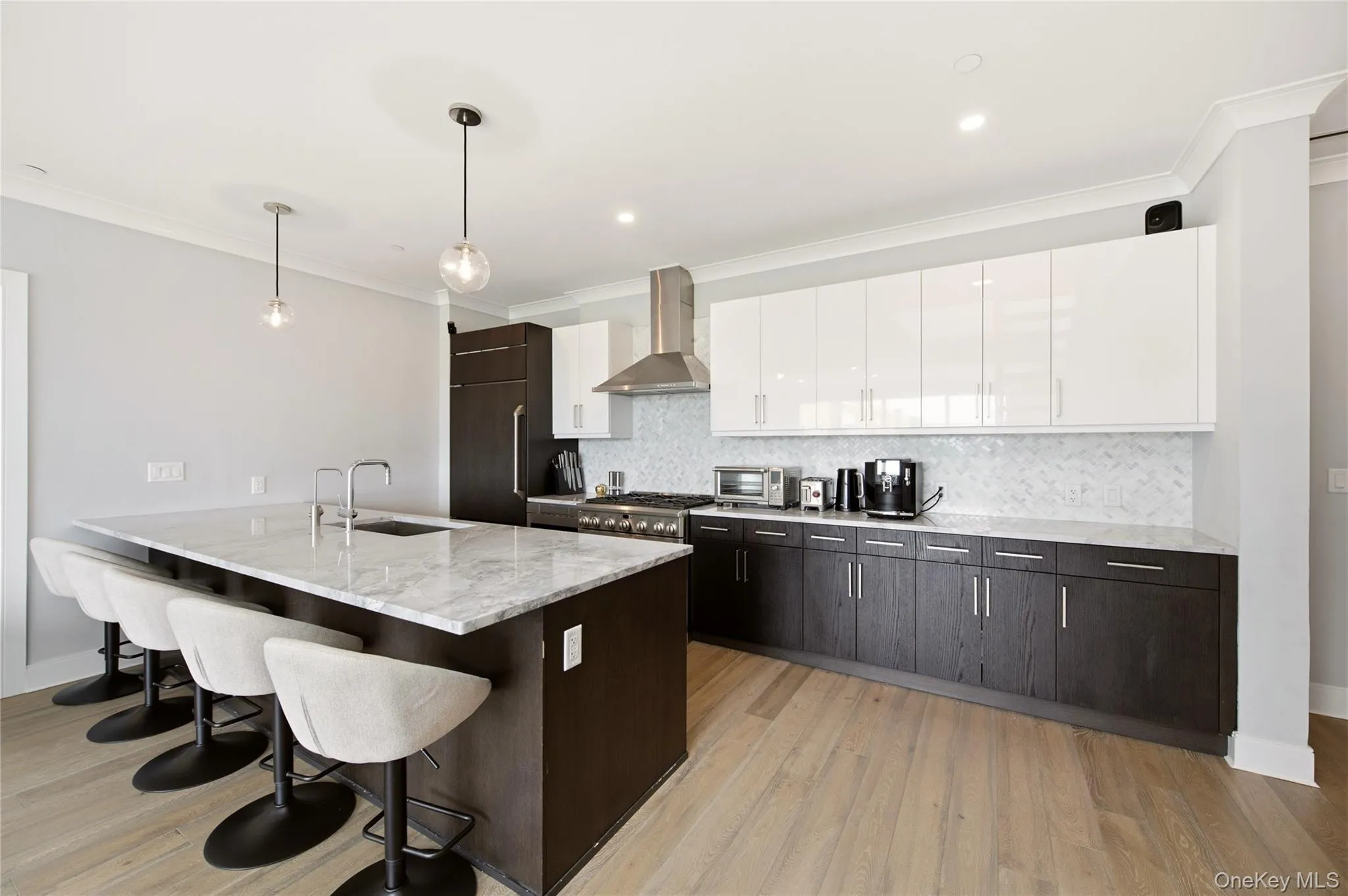 100 Garvies Point Road, Oyster Bay, NY, 3 Bedrooms Bedrooms, 6 Rooms Rooms,3 BathroomsBathrooms,Residential,For Rent,Garvies Point,0,KEY1017405 100 Garvies Point Road, Oyster Bay, NY, 3 Bedrooms Bedrooms, 6 Rooms Rooms,3 BathroomsBathrooms,Residential,For Rent,Garvies Point,0,KEY1017405