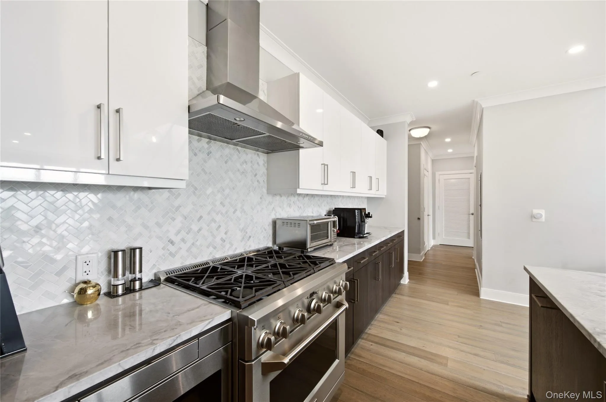 100 Garvies Point Road, Oyster Bay, NY, 3 Bedrooms Bedrooms, 6 Rooms Rooms,3 BathroomsBathrooms,Residential,For Rent,Garvies Point,0,KEY1017405 100 Garvies Point Road, Oyster Bay, NY, 3 Bedrooms Bedrooms, 6 Rooms Rooms,3 BathroomsBathrooms,Residential,For Rent,Garvies Point,0,KEY1017405