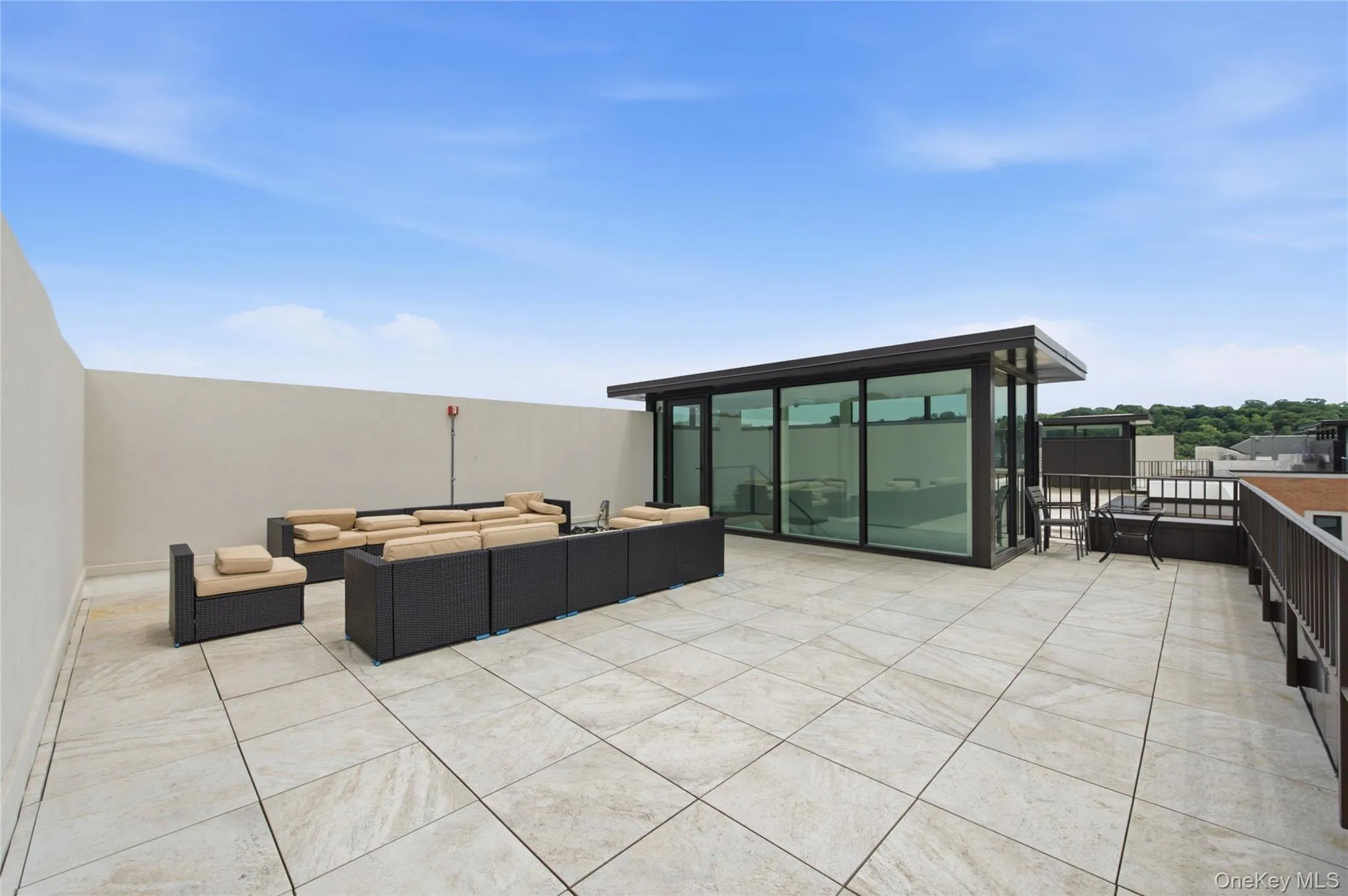 100 Garvies Point Road, Oyster Bay, NY, 3 Bedrooms Bedrooms, 6 Rooms Rooms,3 BathroomsBathrooms,Residential,For Rent,Garvies Point,0,KEY1017405 100 Garvies Point Road, Oyster Bay, NY, 3 Bedrooms Bedrooms, 6 Rooms Rooms,3 BathroomsBathrooms,Residential,For Rent,Garvies Point,0,KEY1017405