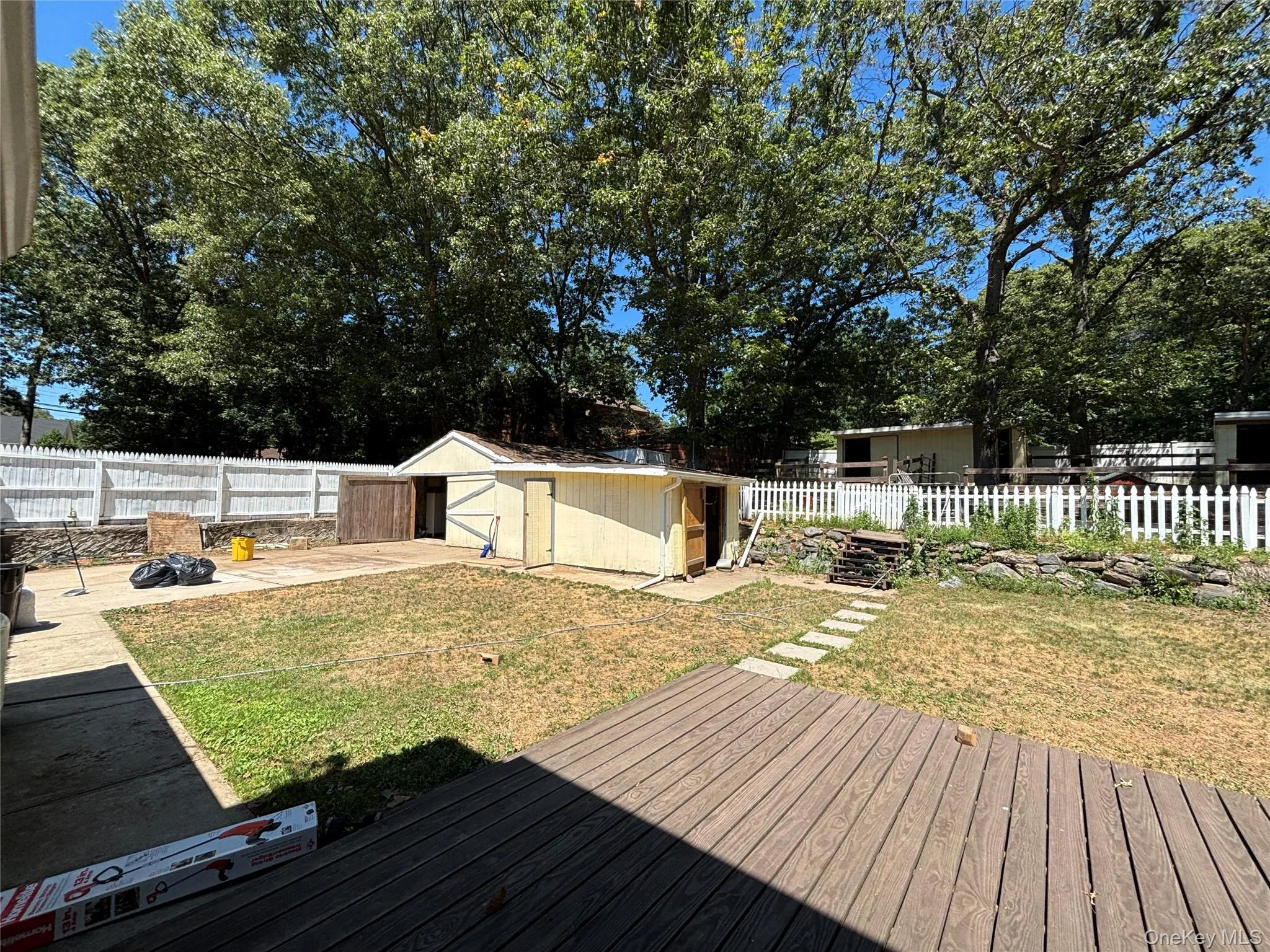 45 Croft Lane, Smithtown, NY, 4 Bedrooms Bedrooms, 8 Rooms Rooms,3 BathroomsBathrooms,Residential,For Rent,Croft,0,KEY1017406 45 Croft Lane, Smithtown, NY, 4 Bedrooms Bedrooms, 8 Rooms Rooms,3 BathroomsBathrooms,Residential,For Rent,Croft,0,KEY1017406