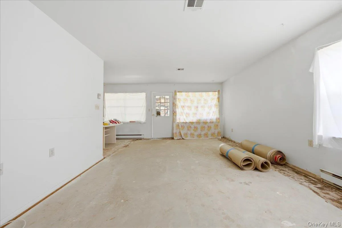 158 Falmouth Court, Brookhaven, NY, 2 Bedrooms Bedrooms, 4 Rooms Rooms,1 BathroomBathrooms,Residential,For Rent,Falmouth,0,1017409 158 Falmouth Court, Brookhaven, NY, 2 Bedrooms Bedrooms, 4 Rooms Rooms,1 BathroomBathrooms,Residential,For Rent,Falmouth,0,1017409