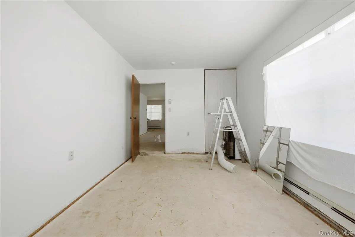 158 Falmouth Court, Brookhaven, NY, 2 Bedrooms Bedrooms, 4 Rooms Rooms,1 BathroomBathrooms,Residential,For Rent,Falmouth,0,1017409 158 Falmouth Court, Brookhaven, NY, 2 Bedrooms Bedrooms, 4 Rooms Rooms,1 BathroomBathrooms,Residential,For Rent,Falmouth,0,1017409