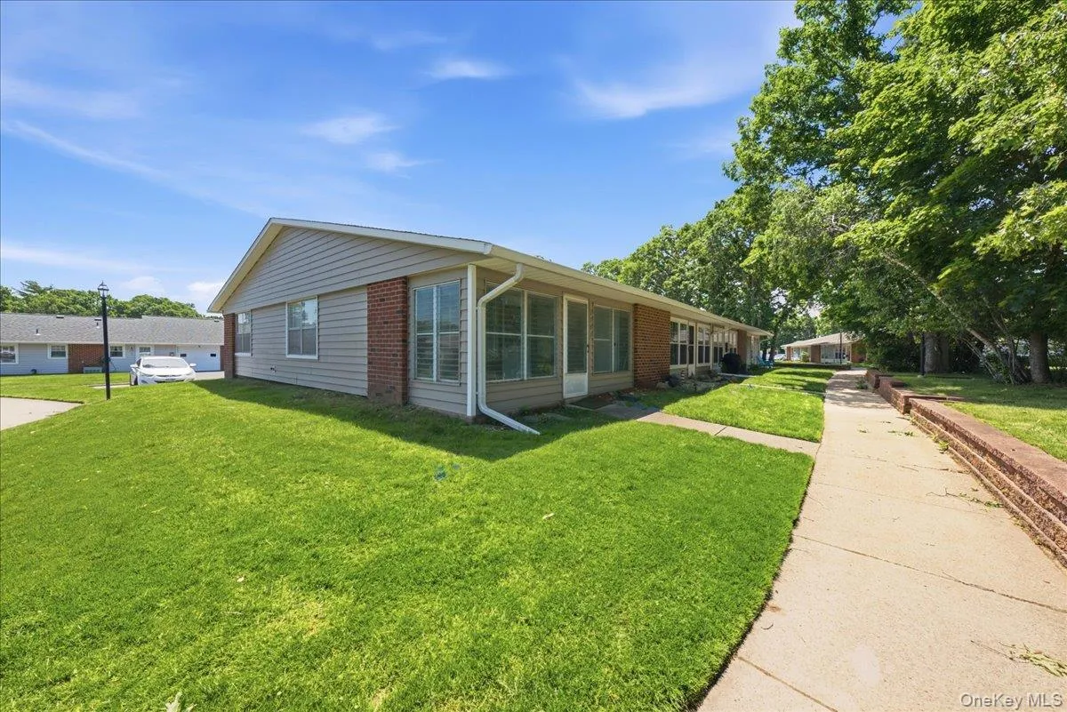 158 Falmouth Court, Brookhaven, NY, 2 Bedrooms Bedrooms, 4 Rooms Rooms,1 BathroomBathrooms,Residential,For Rent,Falmouth,0,1017409 158 Falmouth Court, Brookhaven, NY, 2 Bedrooms Bedrooms, 4 Rooms Rooms,1 BathroomBathrooms,Residential,For Rent,Falmouth,0,1017409