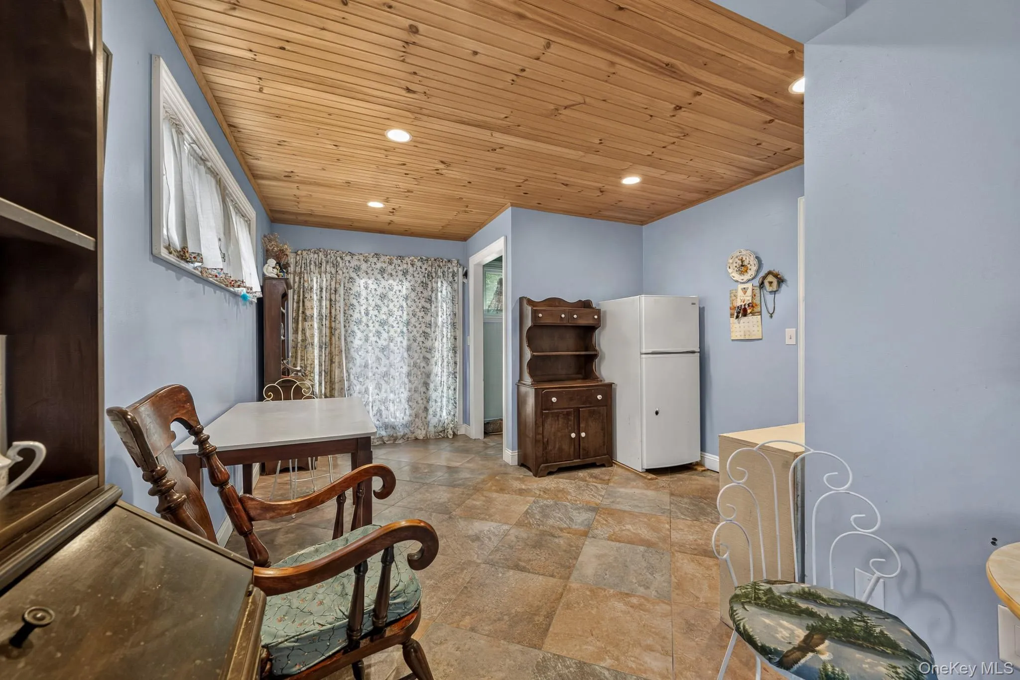 125 Keller Drive, Brookhaven, NY, 4 Bedrooms Bedrooms, 7 Rooms Rooms,2 BathroomsBathrooms,Residential,For Rent,Keller,0,1017411 125 Keller Drive, Brookhaven, NY, 4 Bedrooms Bedrooms, 7 Rooms Rooms,2 BathroomsBathrooms,Residential,For Rent,Keller,0,1017411