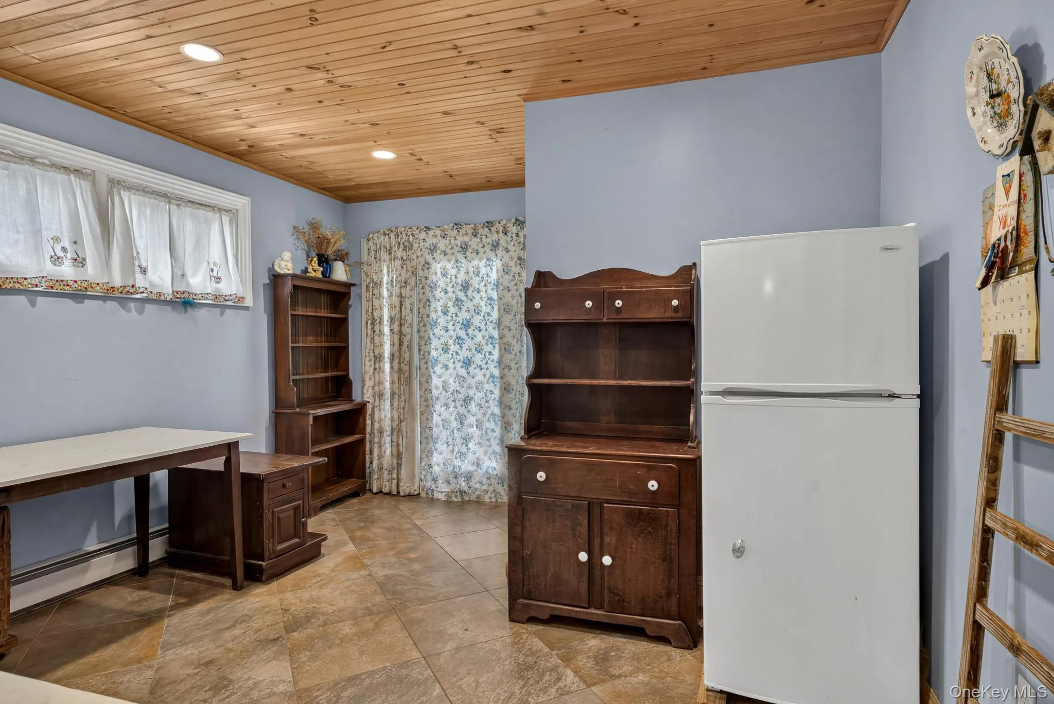 125 Keller Drive, Brookhaven, NY, 4 Bedrooms Bedrooms, 7 Rooms Rooms,2 BathroomsBathrooms,Residential,For Rent,Keller,0,1017411 125 Keller Drive, Brookhaven, NY, 4 Bedrooms Bedrooms, 7 Rooms Rooms,2 BathroomsBathrooms,Residential,For Rent,Keller,0,1017411