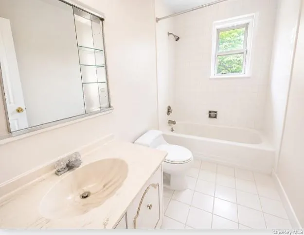 279 Artist Lake Drive, Brookhaven, NY, 1 Bedroom Bedrooms, 4 Rooms Rooms,1 BathroomBathrooms,Residential,For Rent,Artist Lake,0,1017415 279 Artist Lake Drive, Brookhaven, NY, 1 Bedroom Bedrooms, 4 Rooms Rooms,1 BathroomBathrooms,Residential,For Rent,Artist Lake,0,1017415
