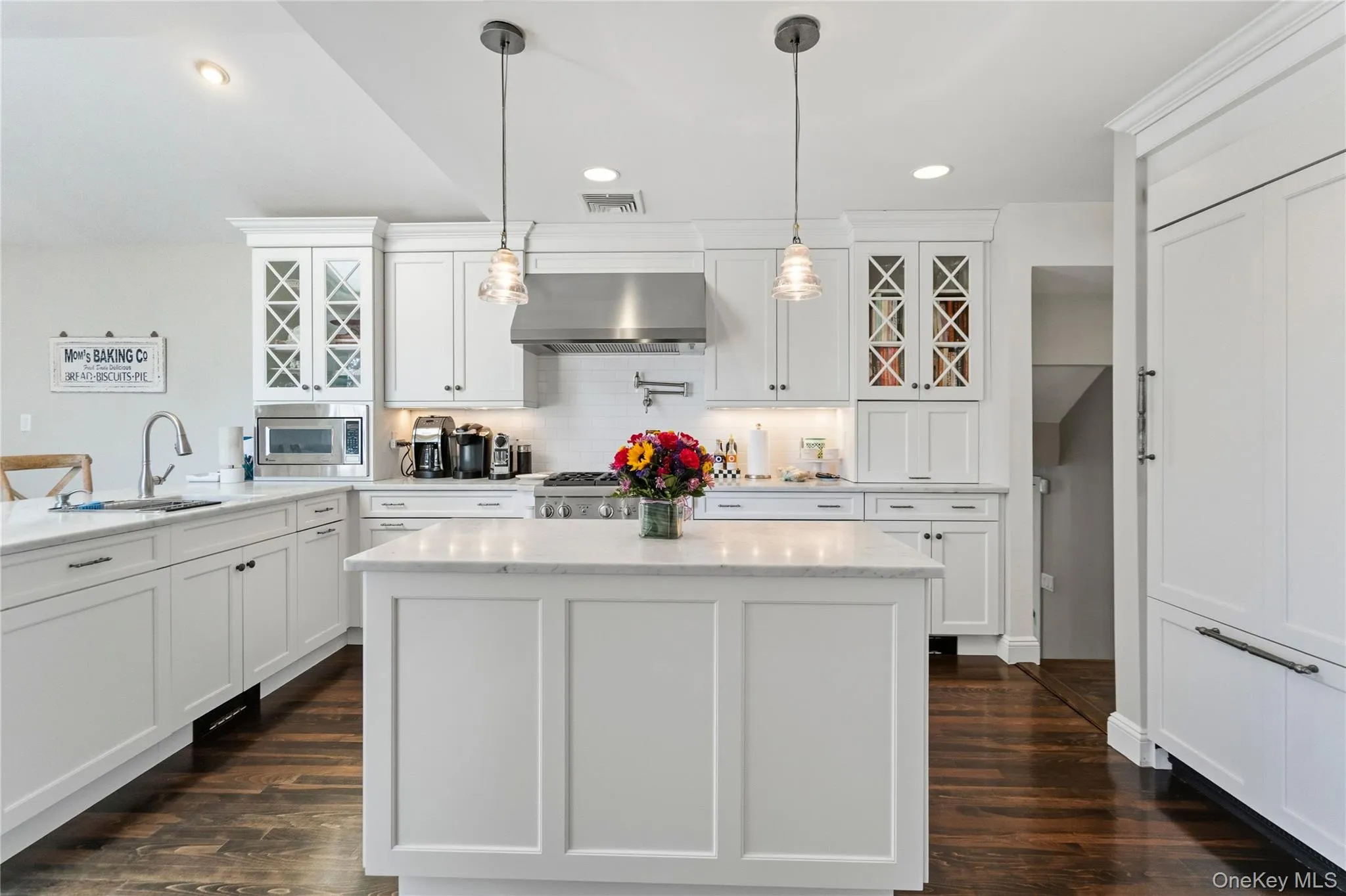 33 Birchwood Park Drive, Oyster Bay, NY, 3 Bedrooms Bedrooms, 8 Rooms Rooms,2 BathroomsBathrooms,Residential,For Rent,Birchwood Park,0,KEY1017420 33 Birchwood Park Drive, Oyster Bay, NY, 3 Bedrooms Bedrooms, 8 Rooms Rooms,2 BathroomsBathrooms,Residential,For Rent,Birchwood Park,0,KEY1017420