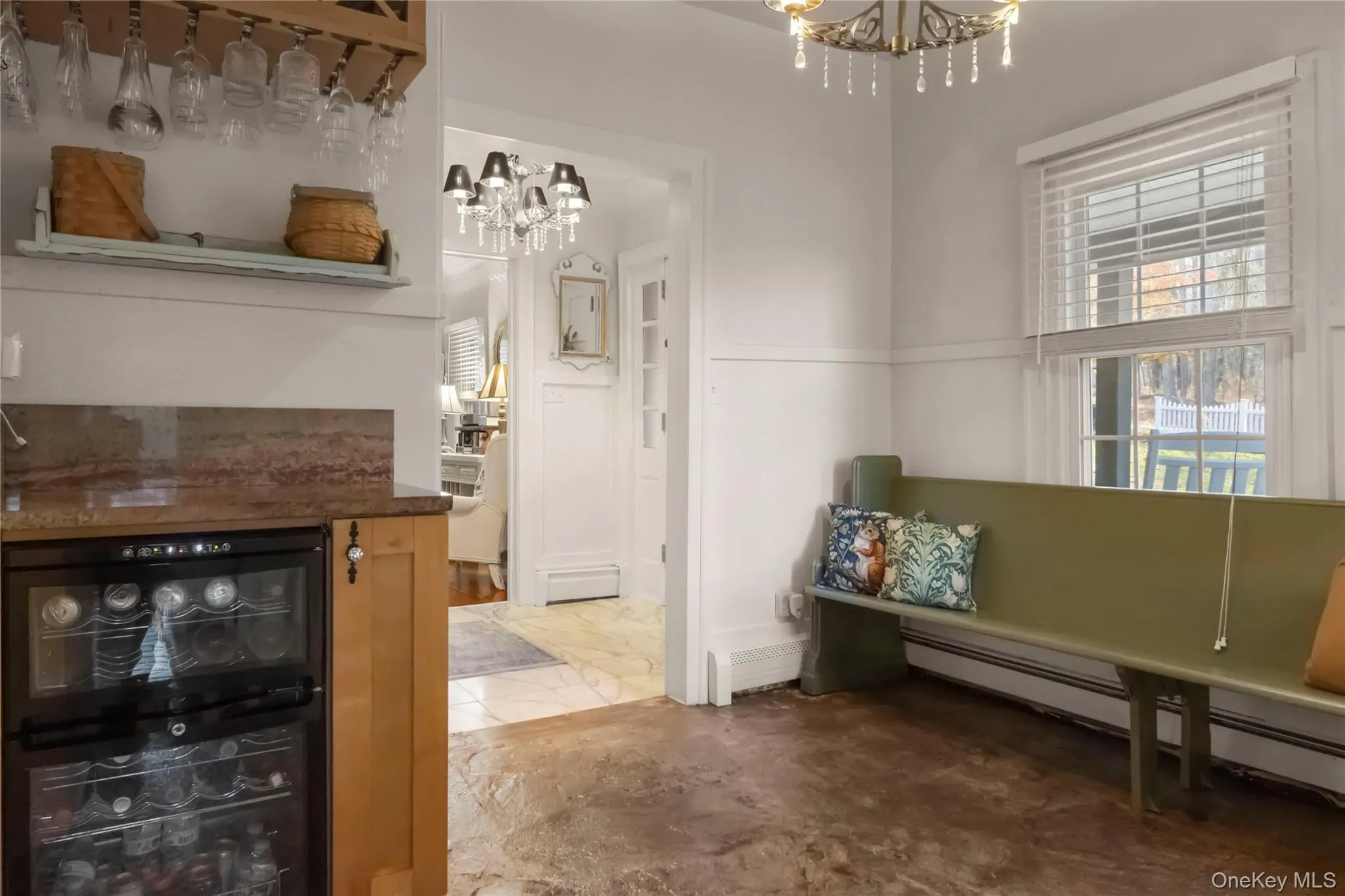 Front room off entry with options on use of space Front room off entry with options on use of space