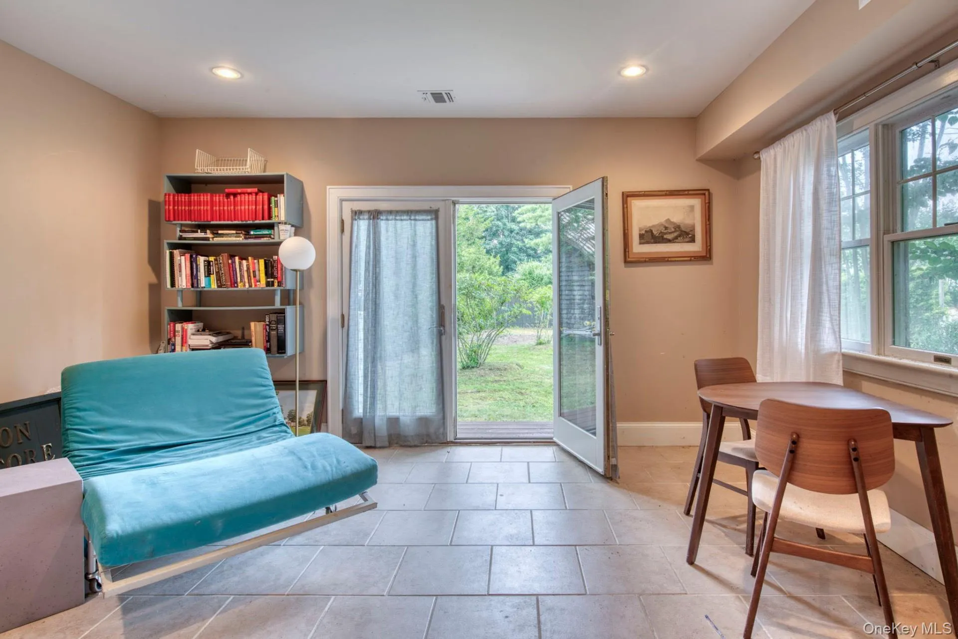 54 Palmer Terrace, Southampton, NY, 4 Bedrooms Bedrooms, 15 Rooms Rooms,3 BathroomsBathrooms,Residential,For Rent,Palmer,0,1017424 54 Palmer Terrace, Southampton, NY, 4 Bedrooms Bedrooms, 15 Rooms Rooms,3 BathroomsBathrooms,Residential,For Rent,Palmer,0,1017424