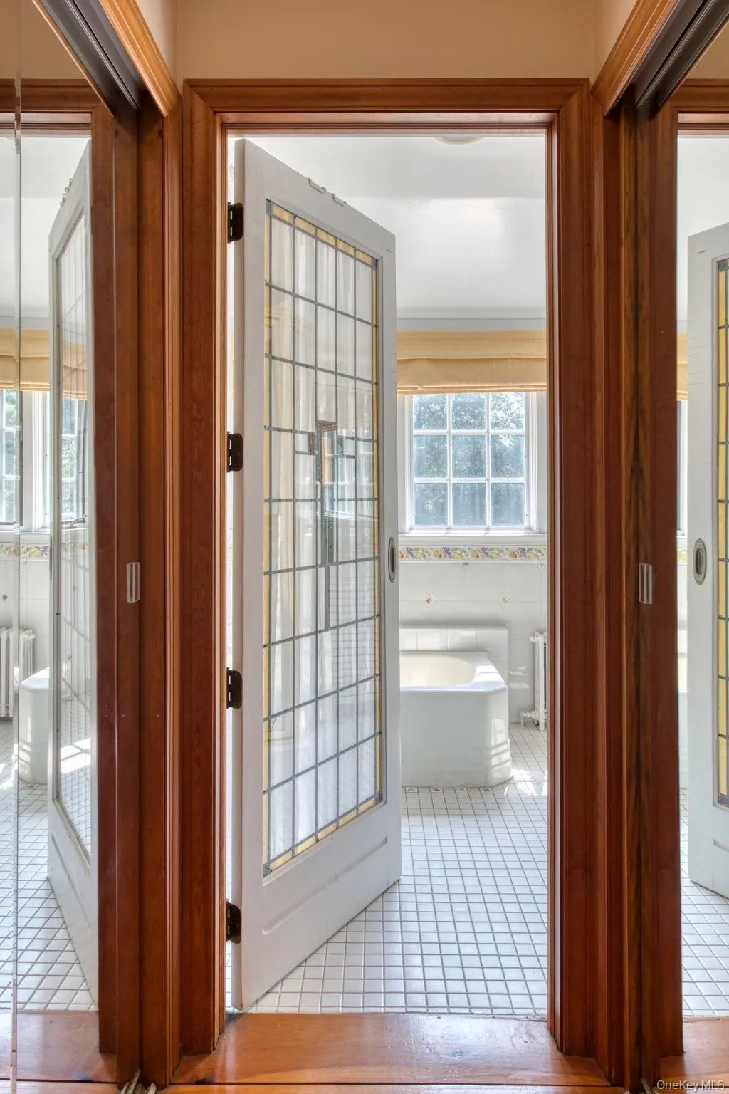 54 Palmer Terrace, Southampton, NY, 4 Bedrooms Bedrooms, 15 Rooms Rooms,3 BathroomsBathrooms,Residential,For Rent,Palmer,0,1017424 54 Palmer Terrace, Southampton, NY, 4 Bedrooms Bedrooms, 15 Rooms Rooms,3 BathroomsBathrooms,Residential,For Rent,Palmer,0,1017424