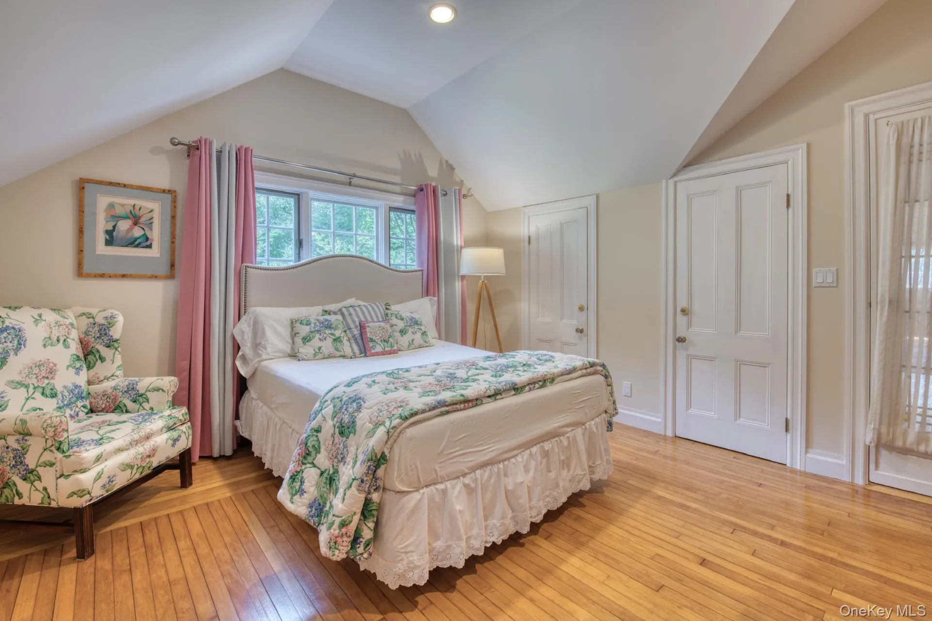 54 Palmer Terrace, Southampton, NY, 4 Bedrooms Bedrooms, 15 Rooms Rooms,3 BathroomsBathrooms,Residential,For Rent,Palmer,0,1017424 54 Palmer Terrace, Southampton, NY, 4 Bedrooms Bedrooms, 15 Rooms Rooms,3 BathroomsBathrooms,Residential,For Rent,Palmer,0,1017424