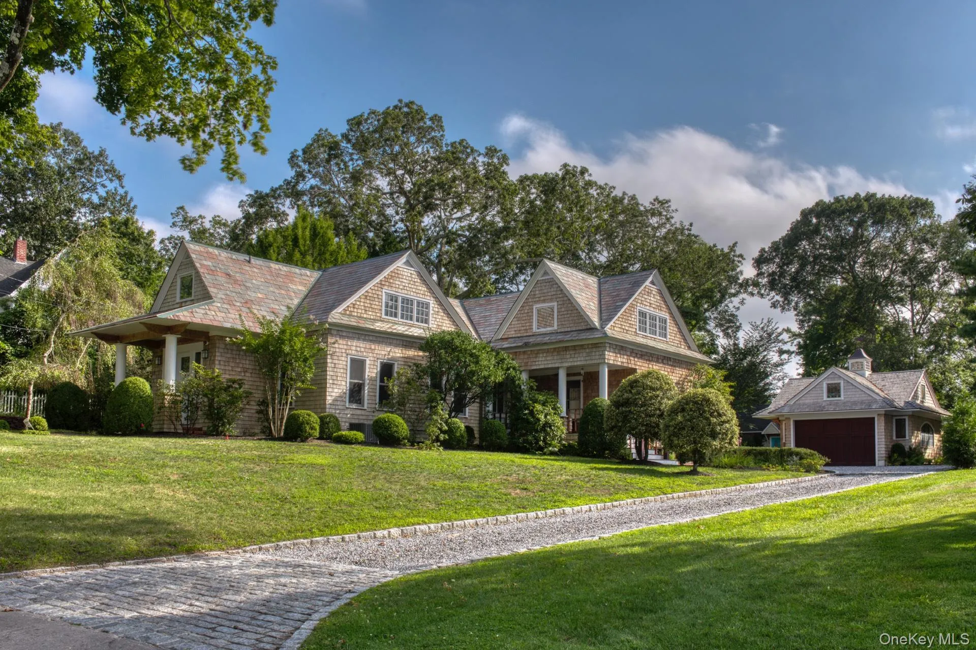 54 Palmer Terrace, Southampton, NY, 4 Bedrooms Bedrooms, 15 Rooms Rooms,3 BathroomsBathrooms,Residential,For Rent,Palmer,0,1017424 54 Palmer Terrace, Southampton, NY, 4 Bedrooms Bedrooms, 15 Rooms Rooms,3 BathroomsBathrooms,Residential,For Rent,Palmer,0,1017424