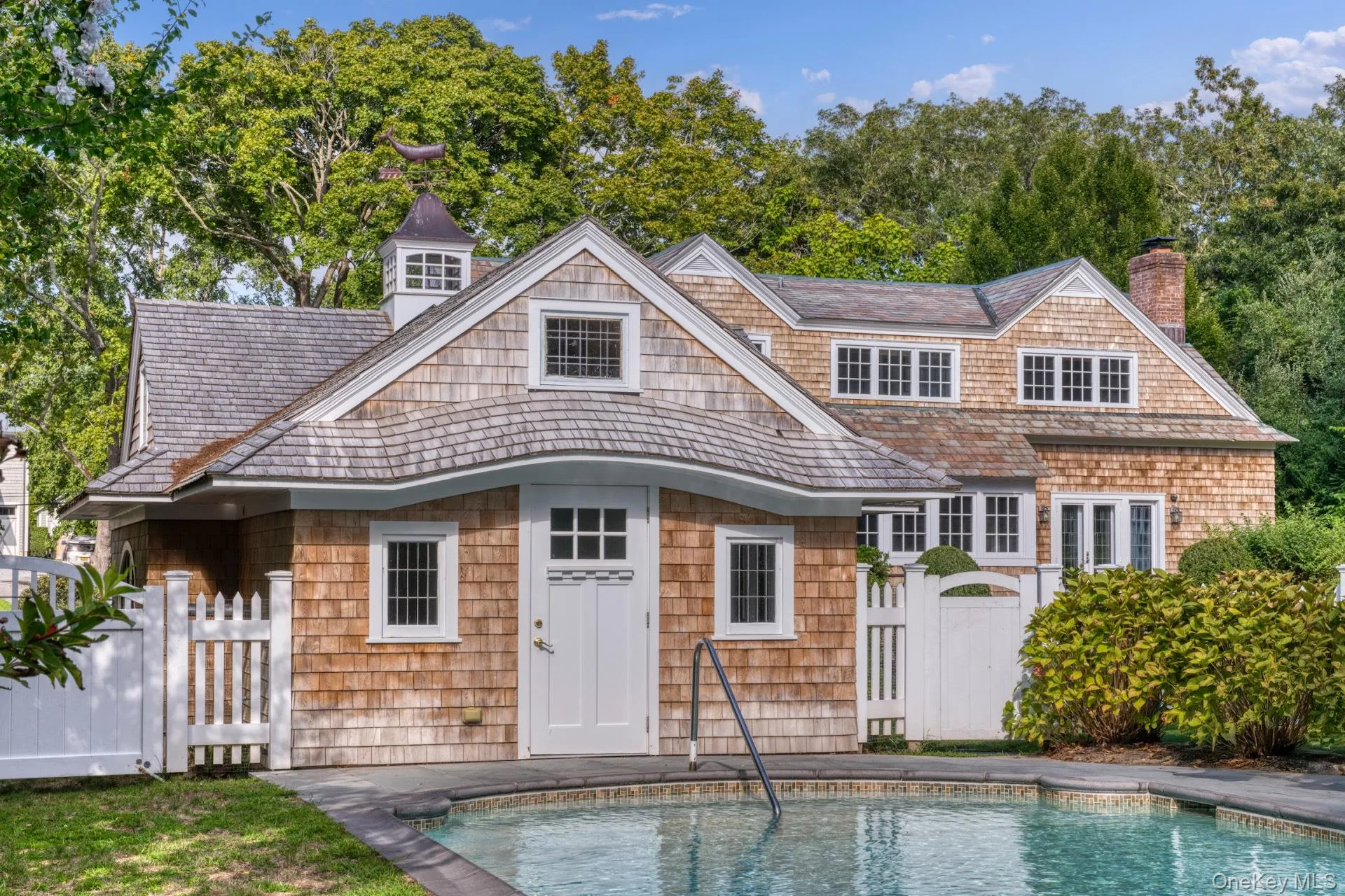 54 Palmer Terrace, Southampton, NY, 4 Bedrooms Bedrooms, 15 Rooms Rooms,3 BathroomsBathrooms,Residential,For Rent,Palmer,0,1017424 54 Palmer Terrace, Southampton, NY, 4 Bedrooms Bedrooms, 15 Rooms Rooms,3 BathroomsBathrooms,Residential,For Rent,Palmer,0,1017424