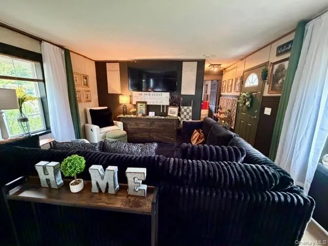 128 Winding Wood Road, East Fishkill, NY, 2 Bedrooms Bedrooms, 5 Rooms Rooms,2 BathroomsBathrooms,Residential,For Rent,Winding Wood,0,KEY1017428 128 Winding Wood Road, East Fishkill, NY, 2 Bedrooms Bedrooms, 5 Rooms Rooms,2 BathroomsBathrooms,Residential,For Rent,Winding Wood,0,KEY1017428