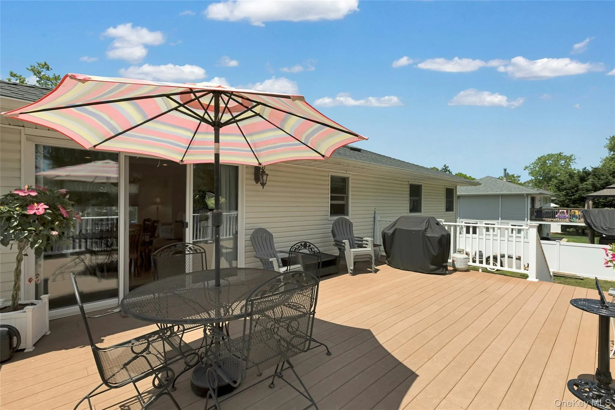61 Yale Avenue, Islip, NY, 3 Bedrooms Bedrooms, 9 Rooms Rooms,2 BathroomsBathrooms,Residential,For Rent,Yale,0,KEY1017429 61 Yale Avenue, Islip, NY, 3 Bedrooms Bedrooms, 9 Rooms Rooms,2 BathroomsBathrooms,Residential,For Rent,Yale,0,KEY1017429