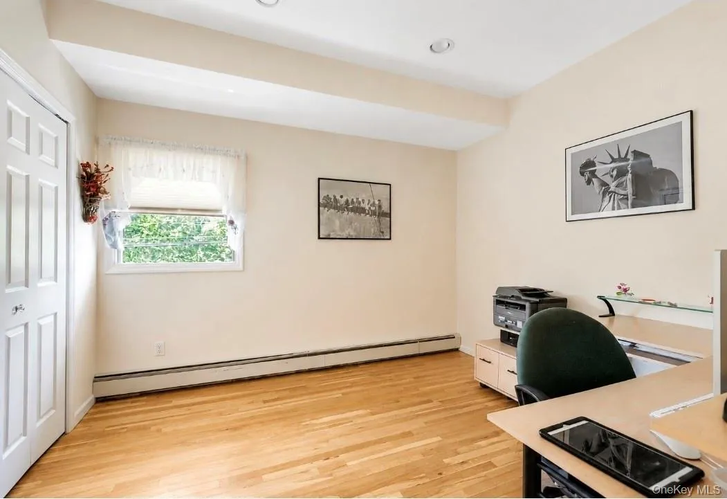 61 Yale Avenue, Islip, NY, 3 Bedrooms Bedrooms, 9 Rooms Rooms,2 BathroomsBathrooms,Residential,For Rent,Yale,0,KEY1017429 61 Yale Avenue, Islip, NY, 3 Bedrooms Bedrooms, 9 Rooms Rooms,2 BathroomsBathrooms,Residential,For Rent,Yale,0,KEY1017429