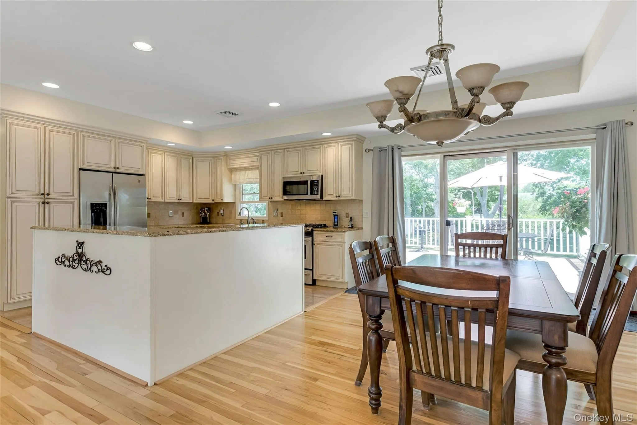 61 Yale Avenue, Islip, NY, 3 Bedrooms Bedrooms, 9 Rooms Rooms,2 BathroomsBathrooms,Residential,For Rent,Yale,0,KEY1017429 61 Yale Avenue, Islip, NY, 3 Bedrooms Bedrooms, 9 Rooms Rooms,2 BathroomsBathrooms,Residential,For Rent,Yale,0,KEY1017429