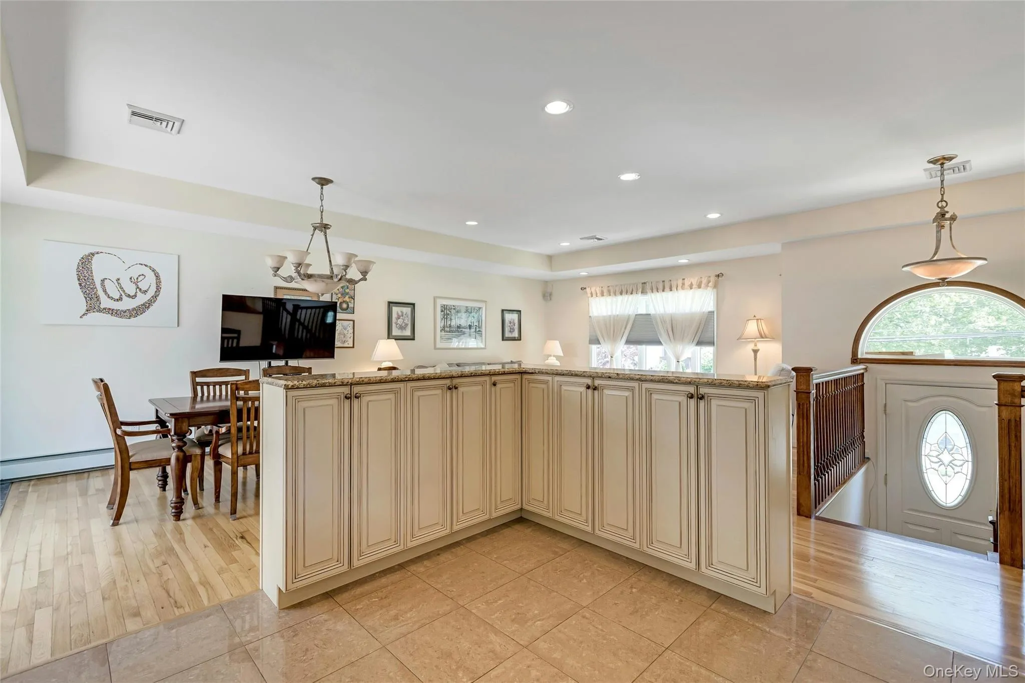 61 Yale Avenue, Islip, NY, 3 Bedrooms Bedrooms, 9 Rooms Rooms,2 BathroomsBathrooms,Residential,For Rent,Yale,0,KEY1017429 61 Yale Avenue, Islip, NY, 3 Bedrooms Bedrooms, 9 Rooms Rooms,2 BathroomsBathrooms,Residential,For Rent,Yale,0,KEY1017429