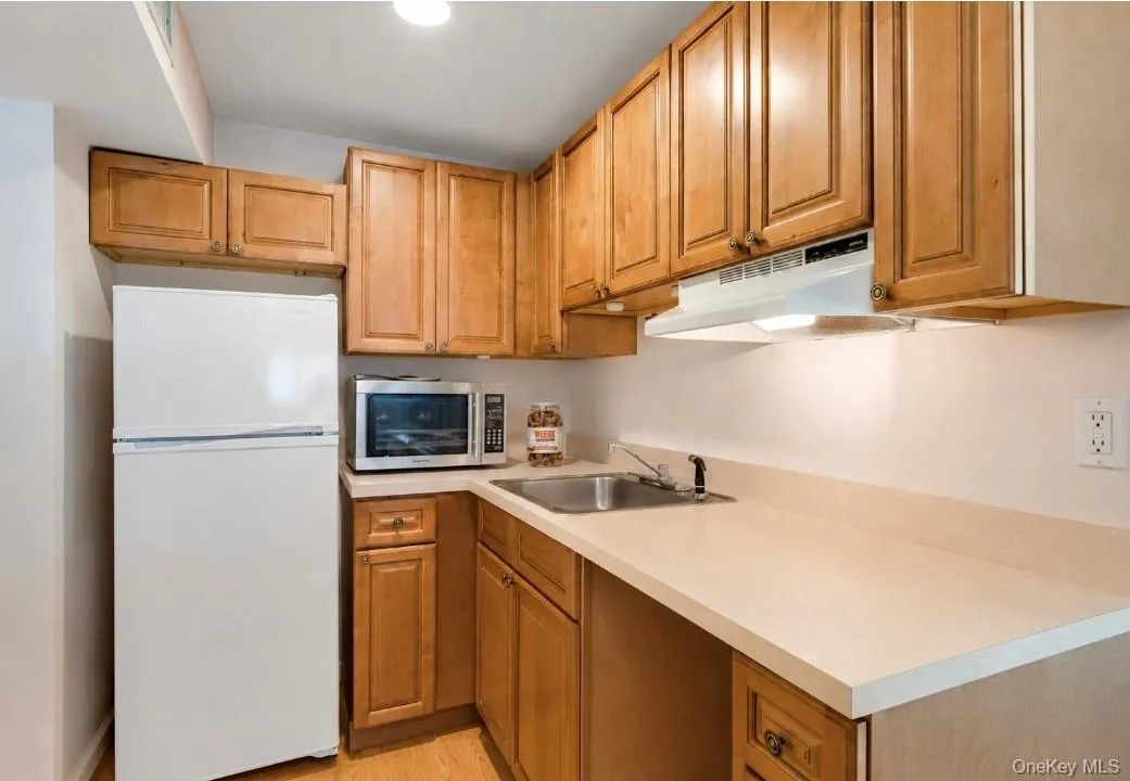 61 Yale Avenue, Islip, NY, 3 Bedrooms Bedrooms, 9 Rooms Rooms,2 BathroomsBathrooms,Residential,For Rent,Yale,0,KEY1017429 61 Yale Avenue, Islip, NY, 3 Bedrooms Bedrooms, 9 Rooms Rooms,2 BathroomsBathrooms,Residential,For Rent,Yale,0,KEY1017429
