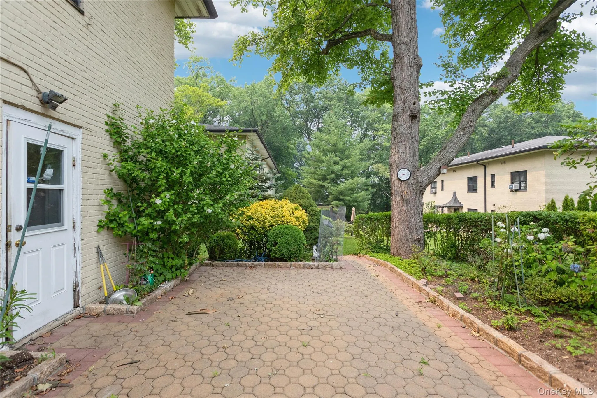 15 Field End Lane, Eastchester, NY, 3 Bedrooms Bedrooms, 6 Rooms Rooms,2 BathroomsBathrooms,Residential,For Rent,Field End,0,1017436 15 Field End Lane, Eastchester, NY, 3 Bedrooms Bedrooms, 6 Rooms Rooms,2 BathroomsBathrooms,Residential,For Rent,Field End,0,1017436