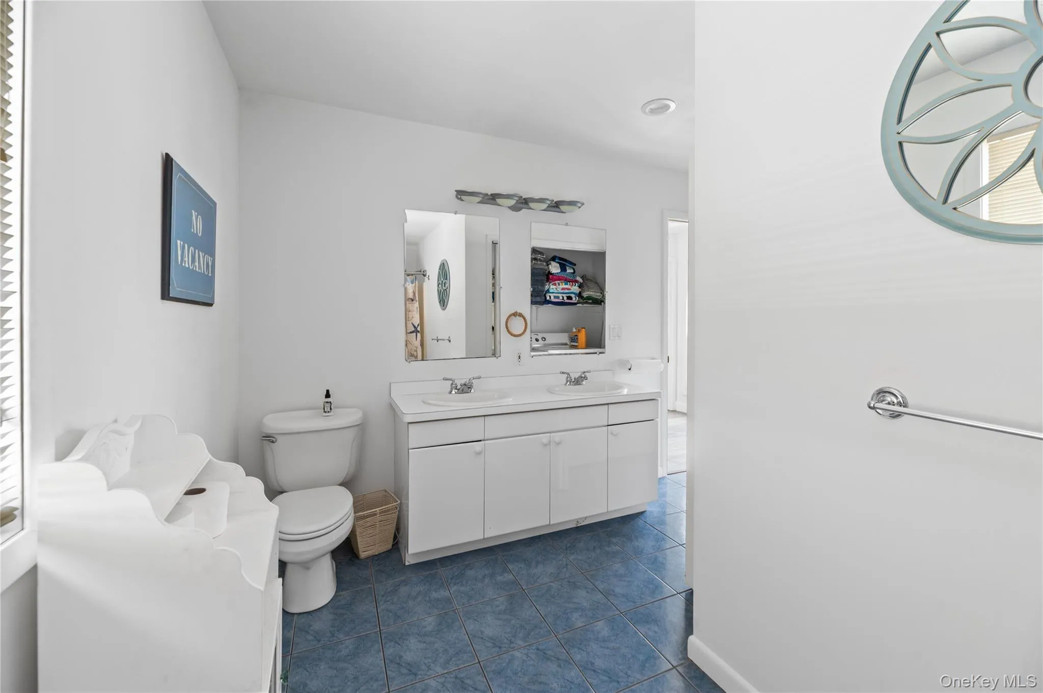 187 Cottage, Islip, NY, 4 Bedrooms Bedrooms, 9 Rooms Rooms,2 BathroomsBathrooms,Residential,For Rent,Cottage,0,KEY1017437 187 Cottage, Islip, NY, 4 Bedrooms Bedrooms, 9 Rooms Rooms,2 BathroomsBathrooms,Residential,For Rent,Cottage,0,KEY1017437