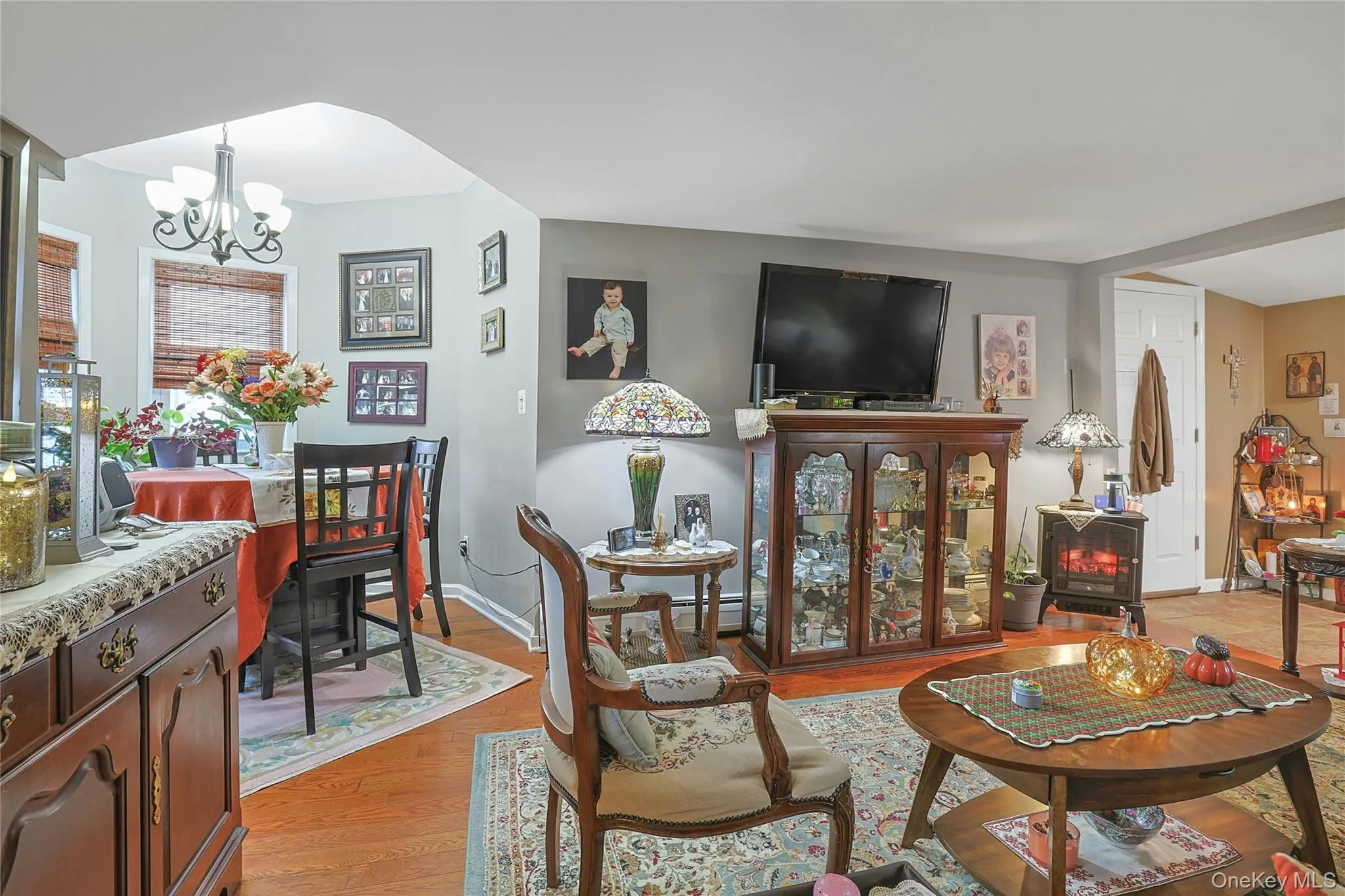 169 Sickles Avenue, Orangetown, NY, 2 Bedrooms Bedrooms, 5 Rooms Rooms,1 BathroomBathrooms,Residential Lease,For Rent,Sickles,0,1017438 169 Sickles Avenue, Orangetown, NY, 2 Bedrooms Bedrooms, 5 Rooms Rooms,1 BathroomBathrooms,Residential Lease,For Rent,Sickles,0,1017438