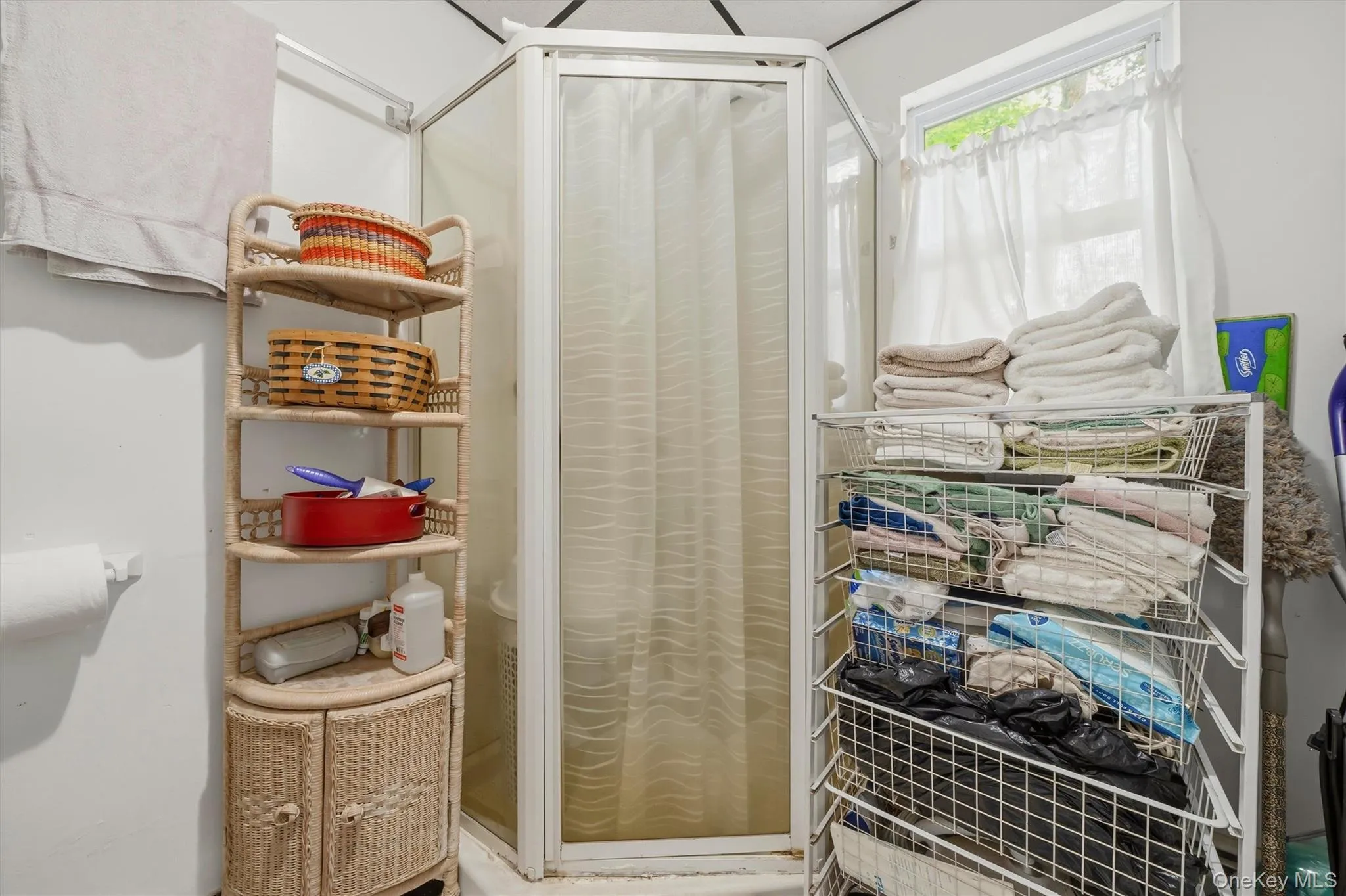 425 Old Dutch Hollow Road, Monroe, NY, 3 Bedrooms Bedrooms, 9 Rooms Rooms,2 BathroomsBathrooms,Residential,For Rent,Old Dutch Hollow,0,1017442 425 Old Dutch Hollow Road, Monroe, NY, 3 Bedrooms Bedrooms, 9 Rooms Rooms,2 BathroomsBathrooms,Residential,For Rent,Old Dutch Hollow,0,1017442