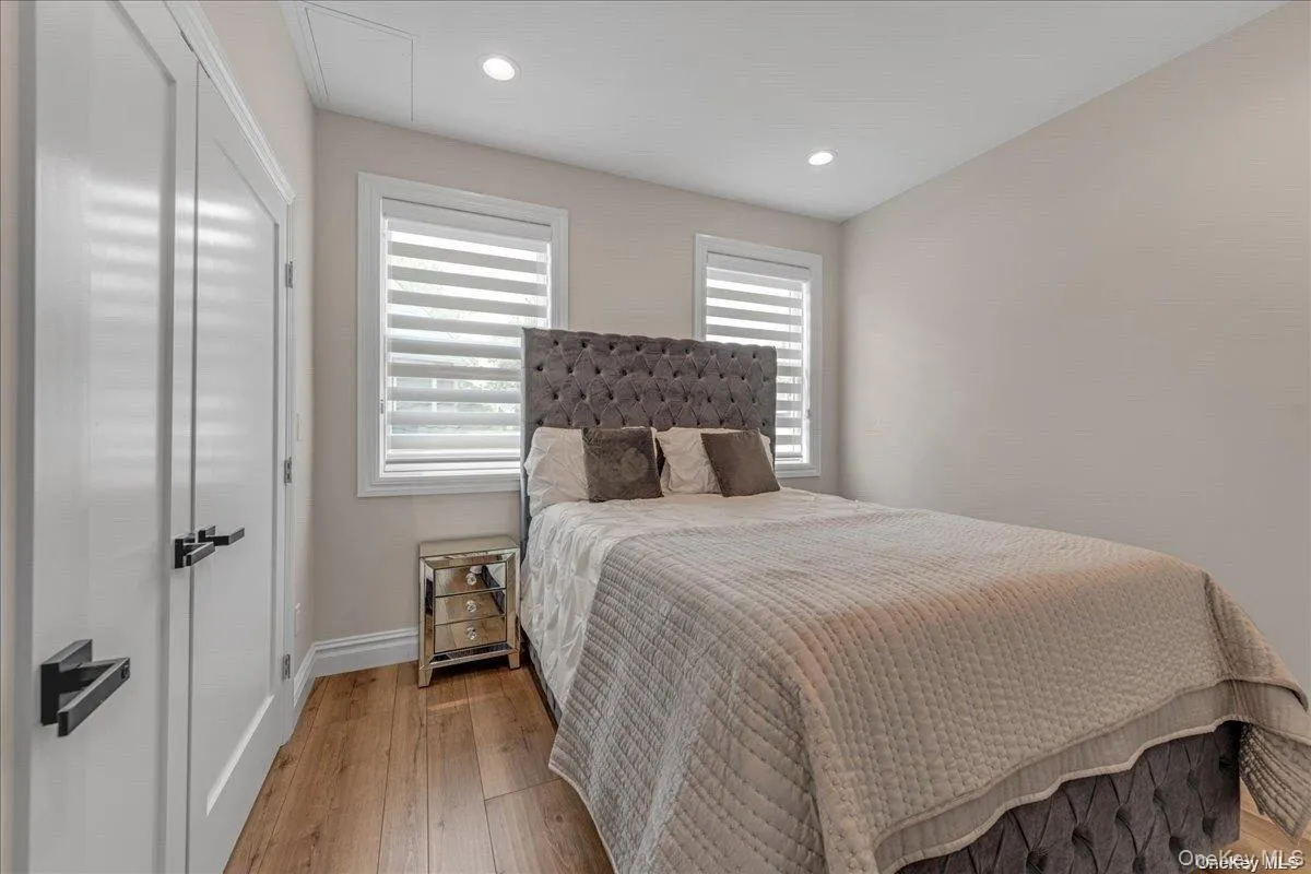 102 Kate Drive, North Hempstead, NY, 4 Bedrooms Bedrooms, 8 Rooms Rooms,3 BathroomsBathrooms,Residential,For Rent,Kate,0,KEY1017445 102 Kate Drive, North Hempstead, NY, 4 Bedrooms Bedrooms, 8 Rooms Rooms,3 BathroomsBathrooms,Residential,For Rent,Kate,0,KEY1017445