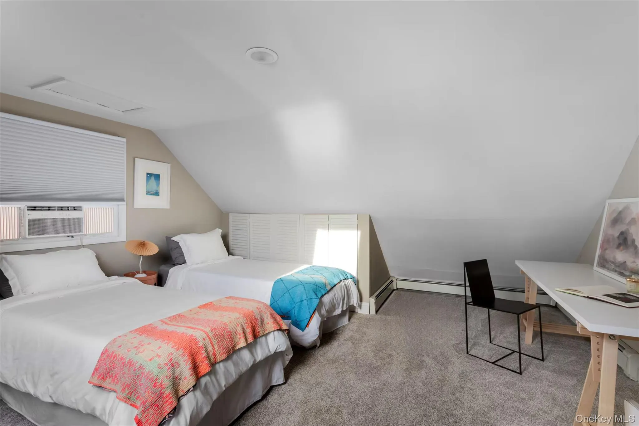 The perfect haven for relaxation and productivity. The perfect haven for relaxation and productivity.